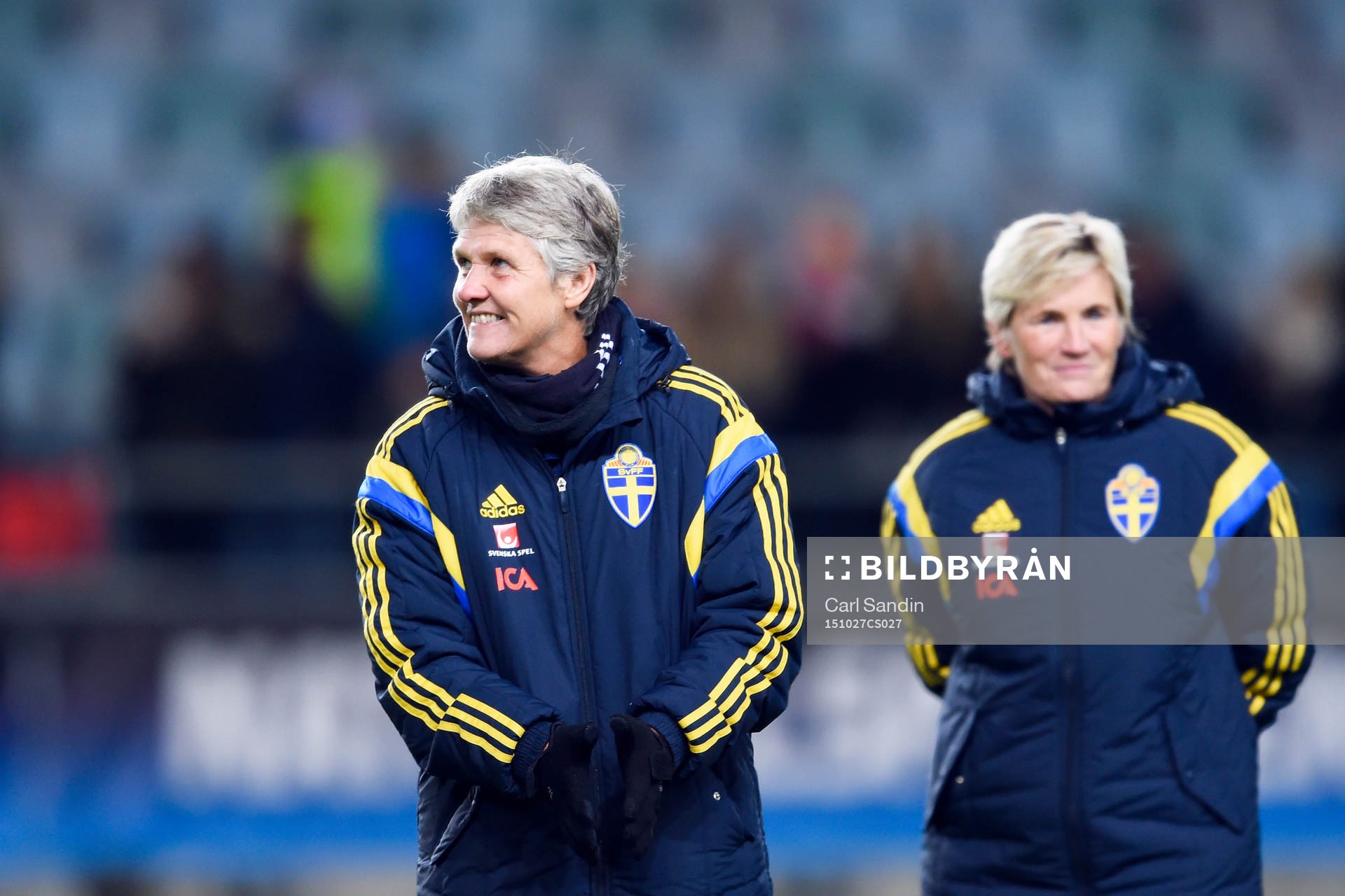 Sveriges förbundskapten Pia Sundhage och assisterande