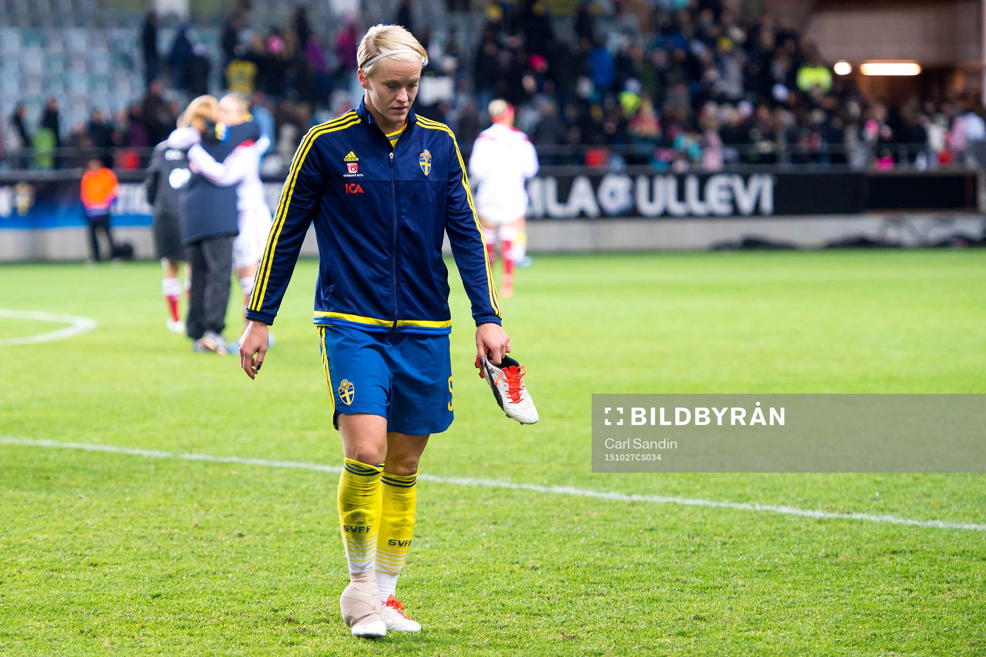 Sveriges Nilla Fischer med lindad fot