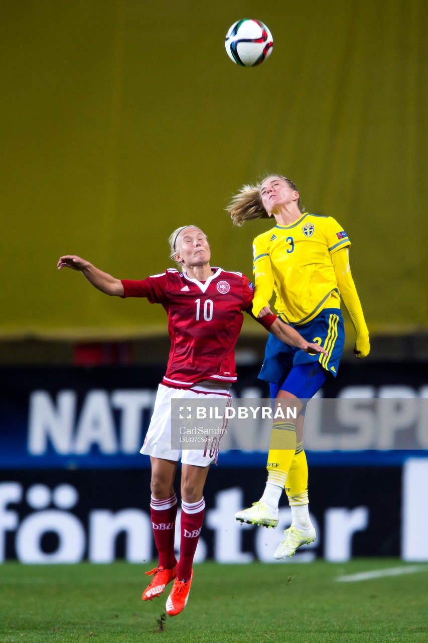Danmarks Pernille Harder i nickduell med Sveriges Linda