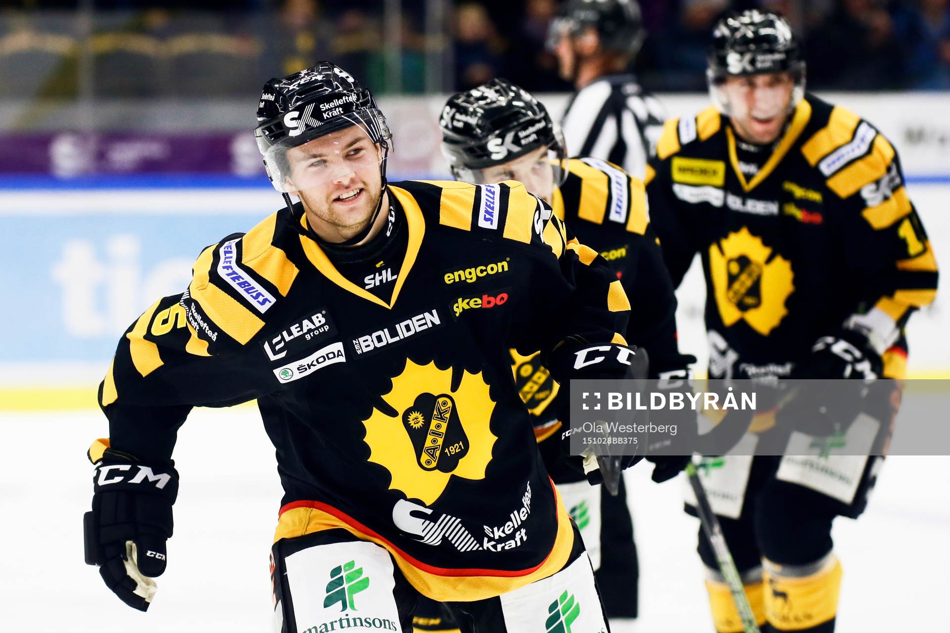 Skellefteås Anton Öhman jublar