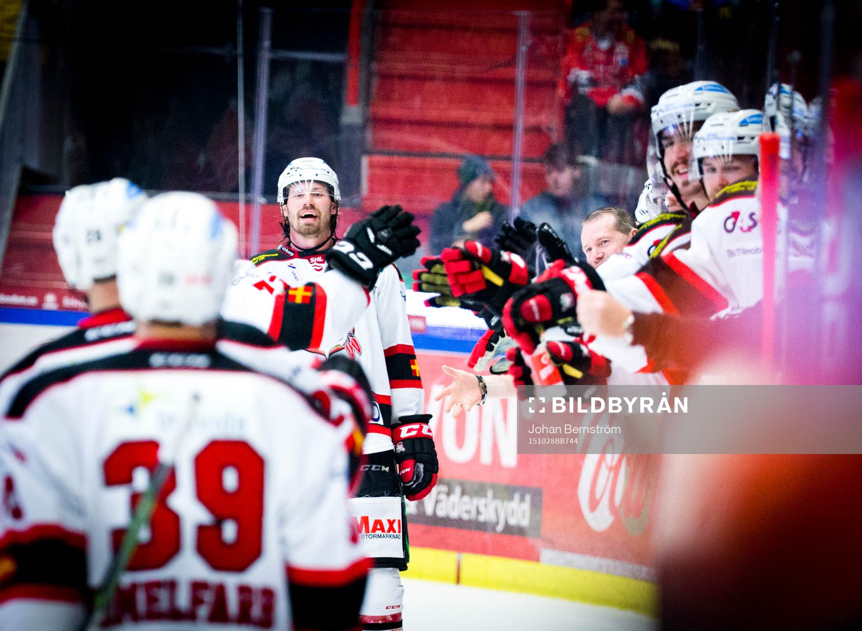 Malmö Redhawks TJ Galiardi gör 3-1 och jublar med Stefan
