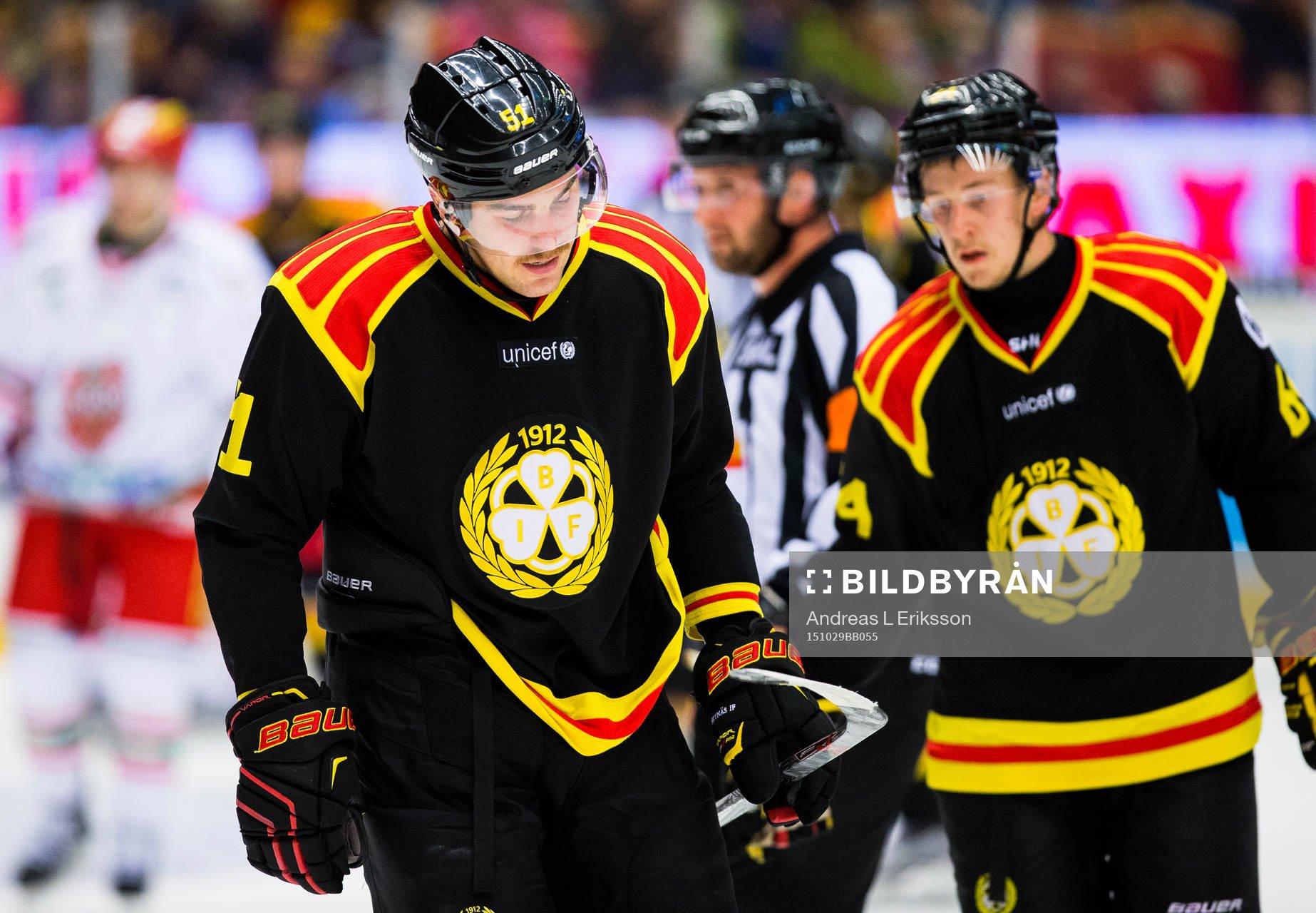 Brynäs Marc Zanetti ser deppig ut
