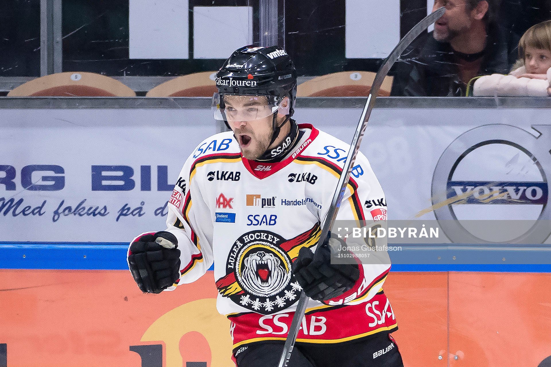 Luleås Craig Schira har gjort 1-0 till Luleå och jublar
