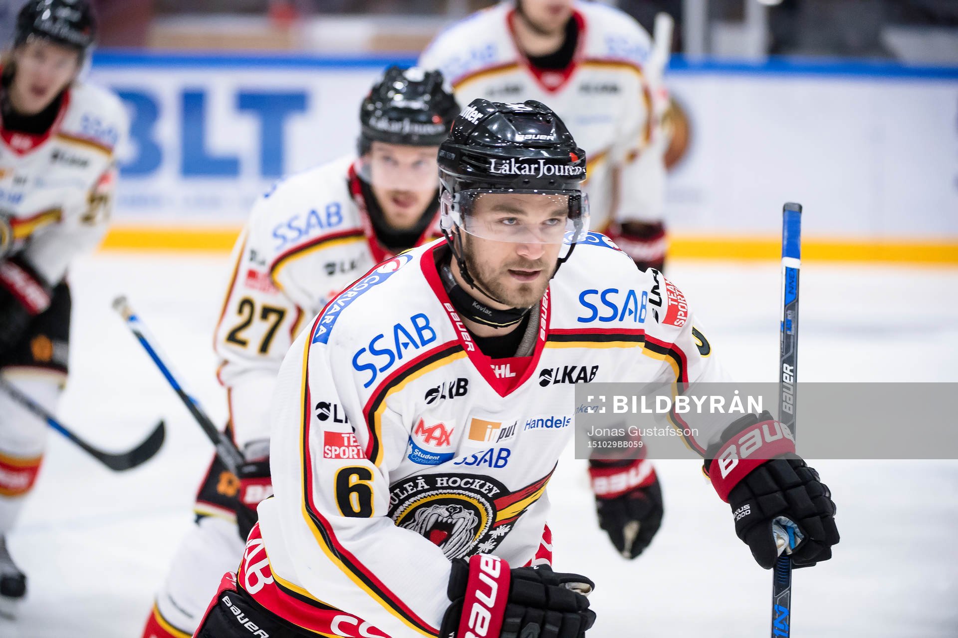 Luleås Craig Schira har gjort 1-0 till Luleå och jublar