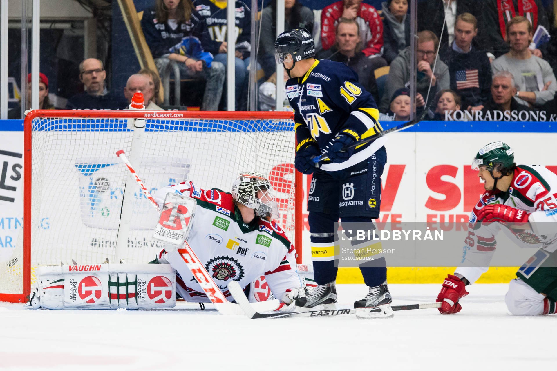s Martin Thörnberg gör 2-1 bakom Frölundas målvakt Lars