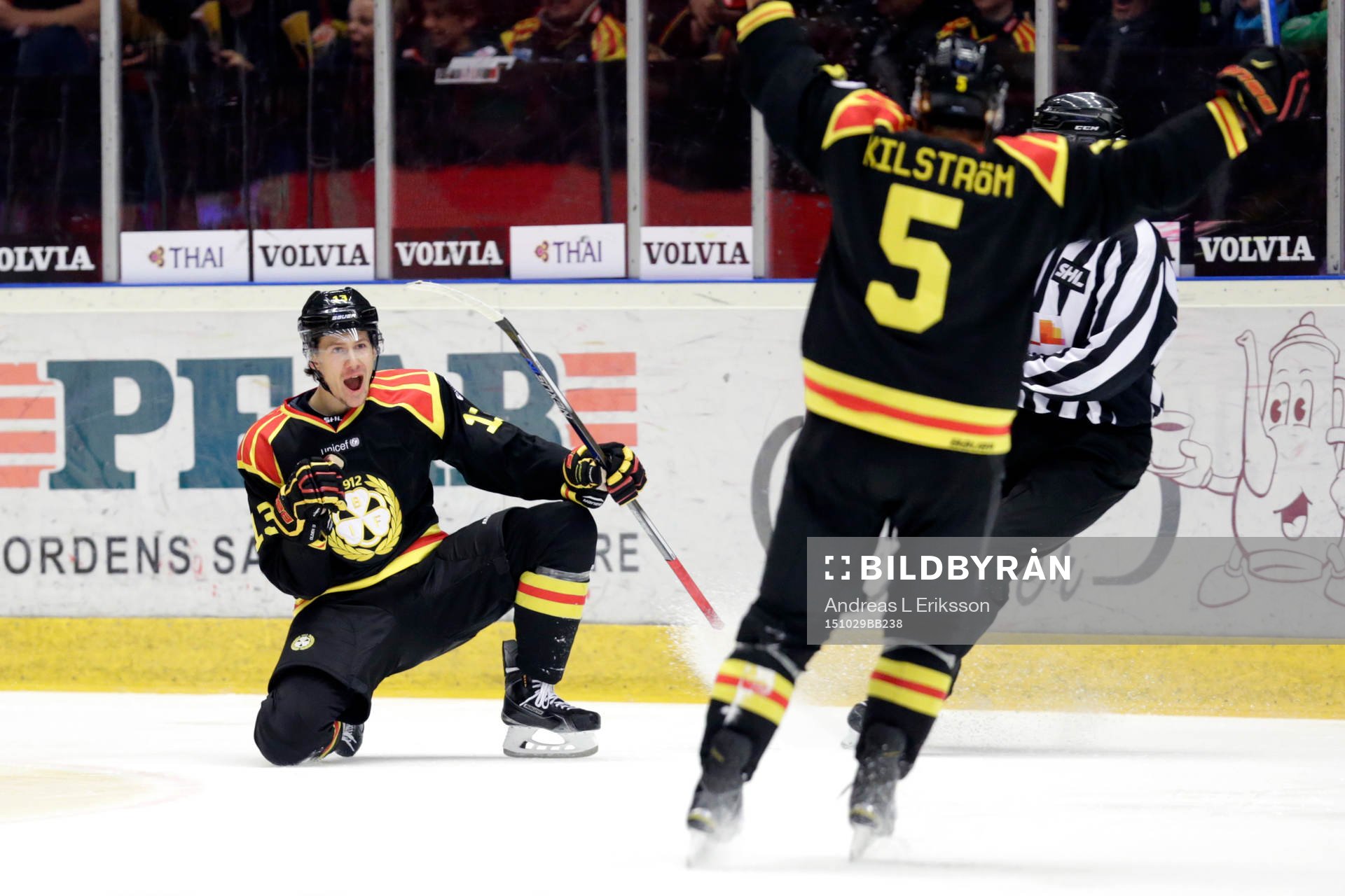 Brynäs Sondre Olden jublar