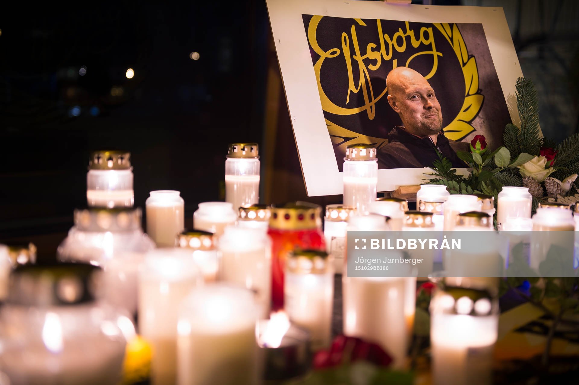 På årsdagen av Klas Ingessons bortgång så avtäcktes en minnessten på Borås arena i samband med att man höll en minnescermoni i Borås den 29 oktober 2015