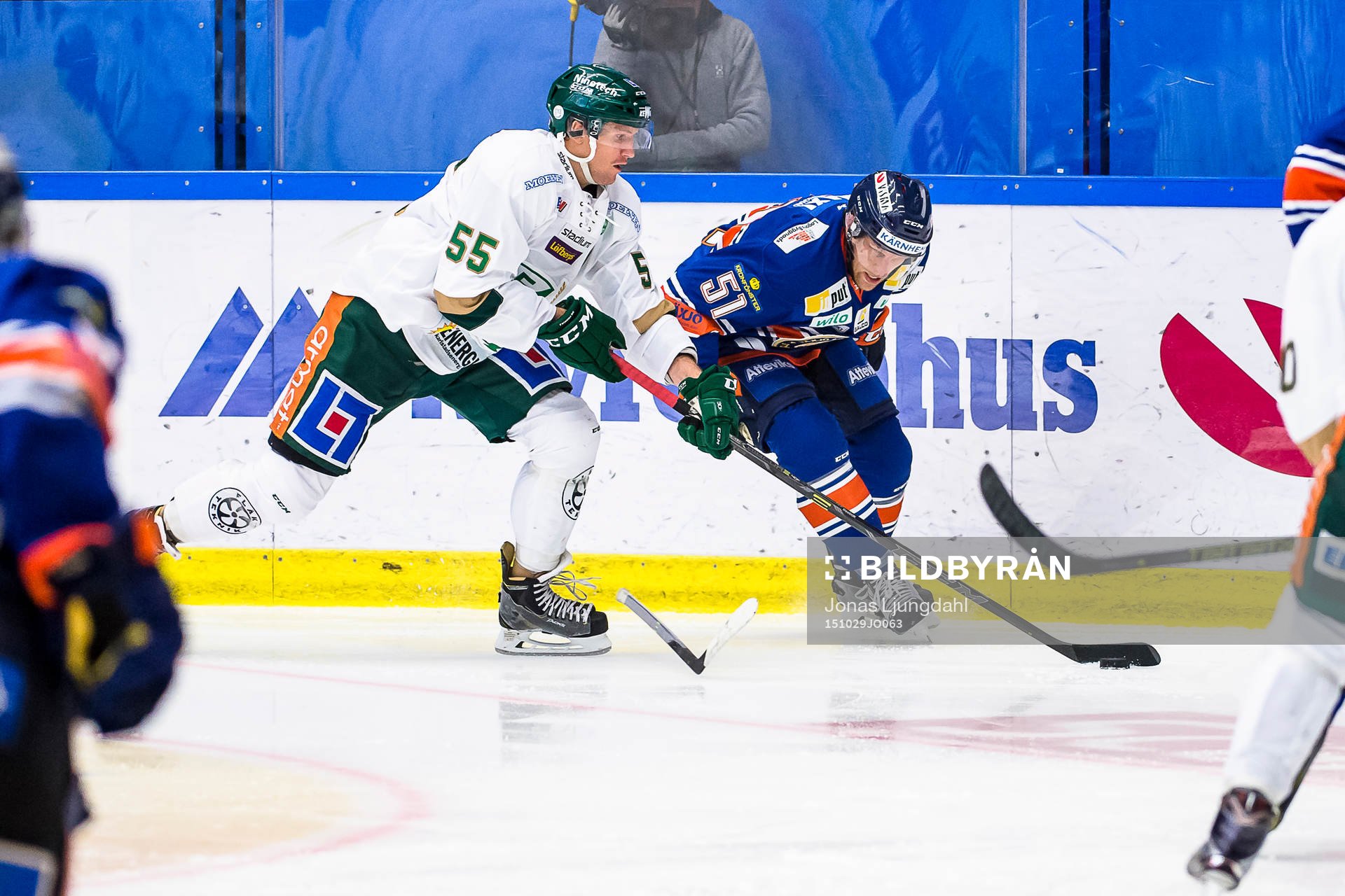 Växjös Joey Crabb tappar klubban