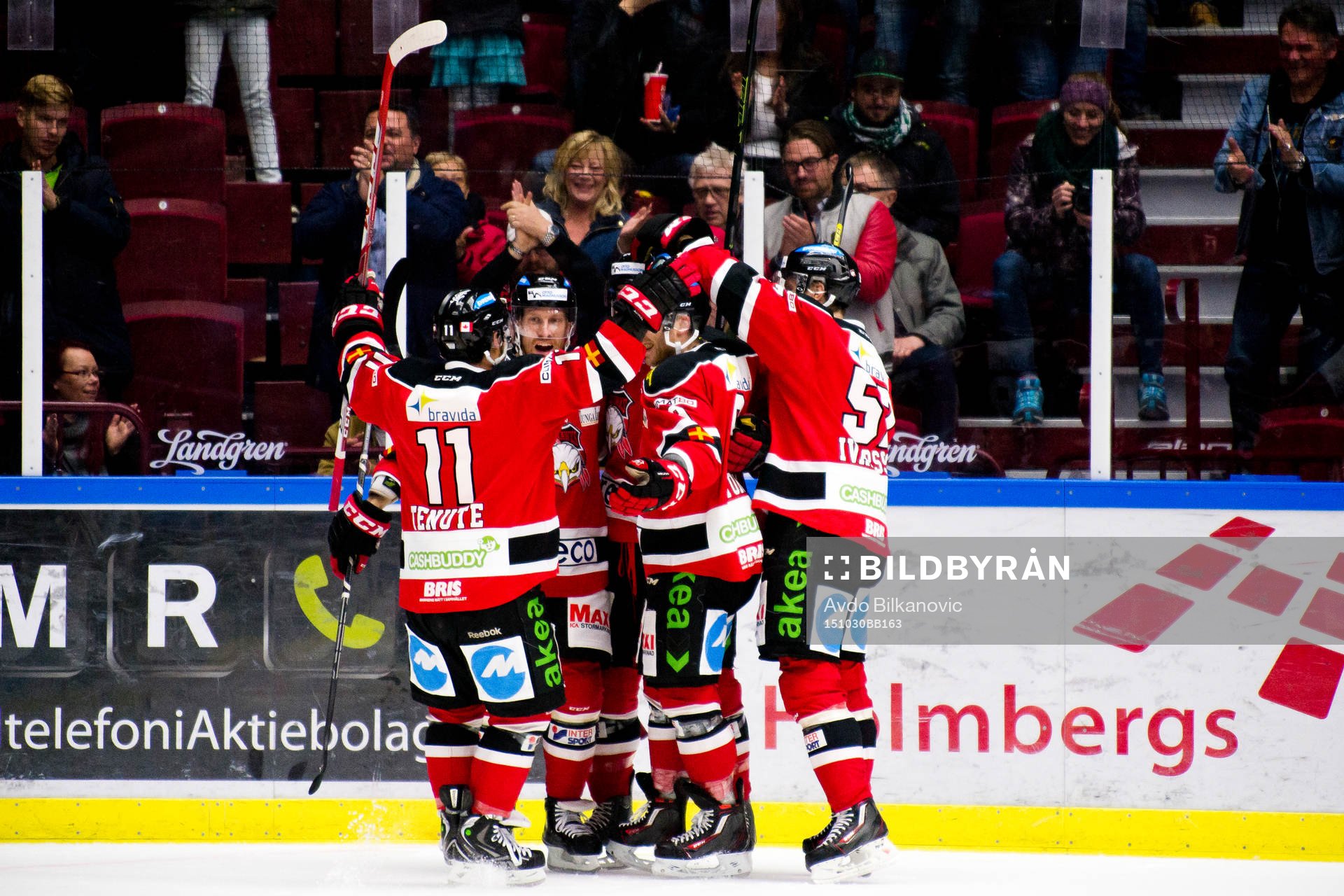 Malmö Redhawks Peter Mueller jublar