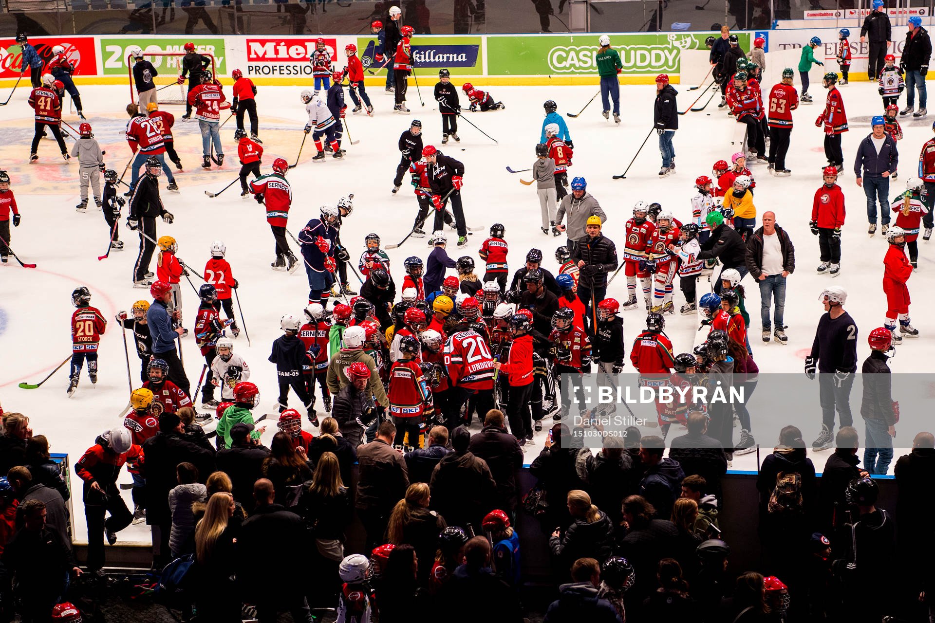 Många på plats när Frölunda deltar i Allmänhetens