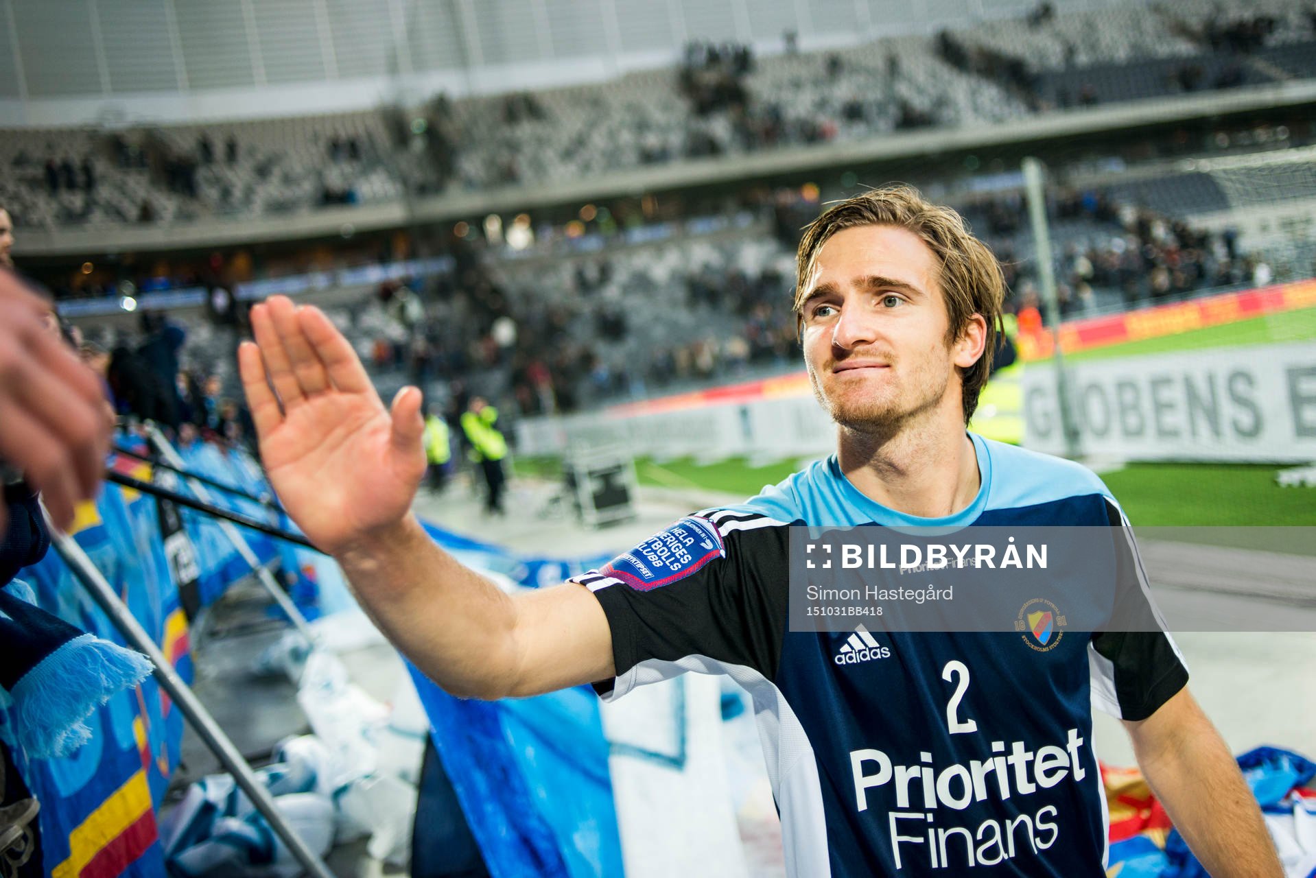 Djurgårdens Jesper Arvidsson hyllas av supportrarna