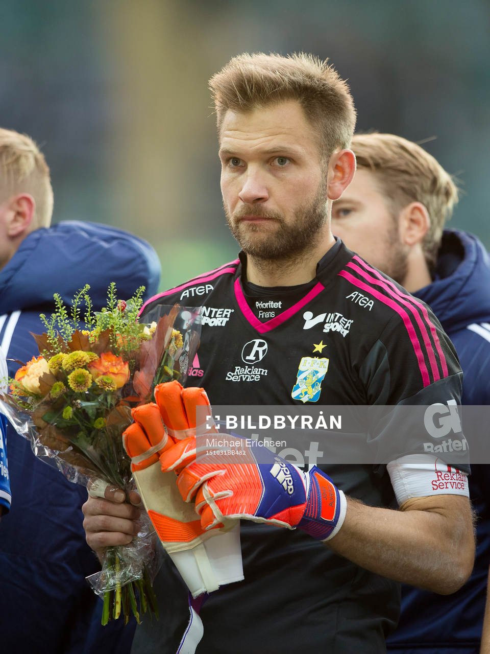 IFK Göteborgs målvakt John Alvbåge deppar