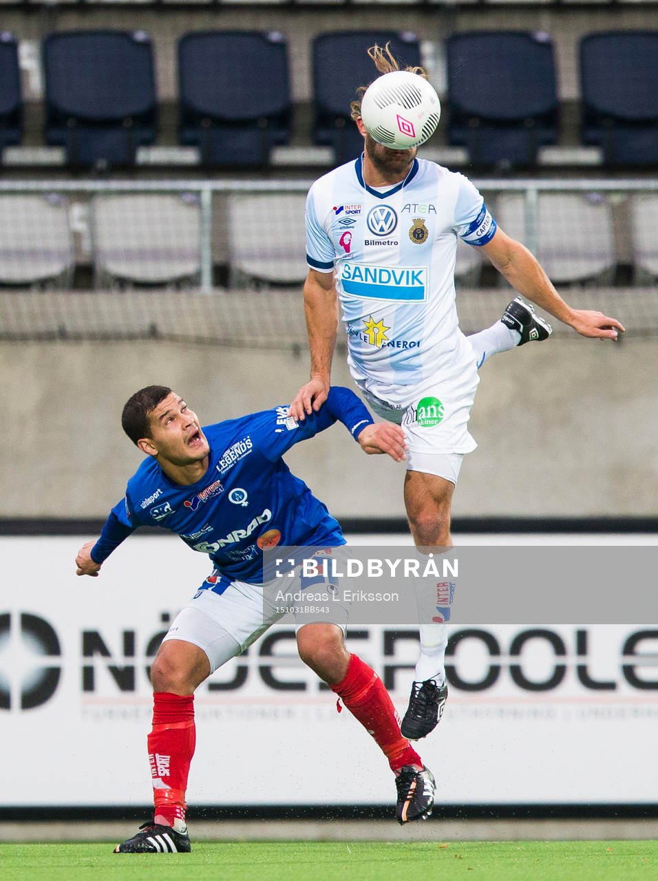 Åtvidabergs Mauricio Albornoz ser på när Åtvidabergs