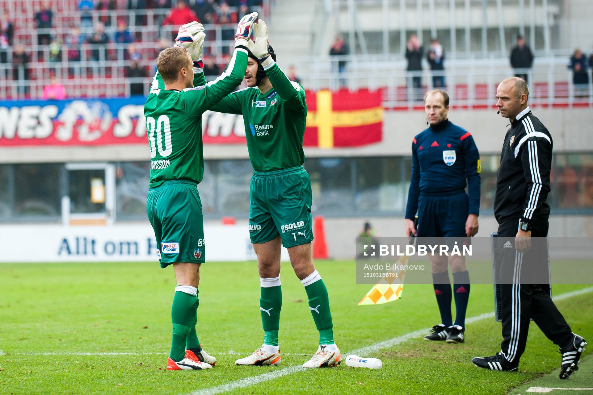 Helsingborgs målvakt Pär Hansson bytes ut till målvakt