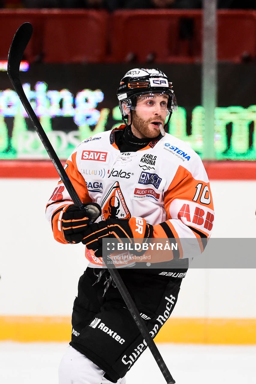 Karlskronas Mattias Guter jublar