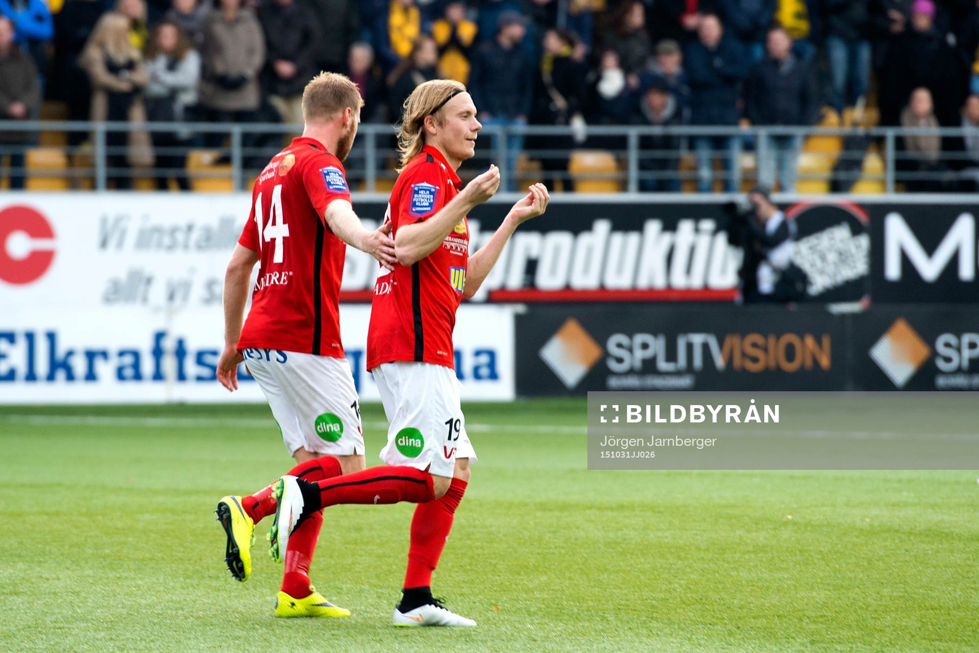 Falkenbergs Johan Svahn jublar