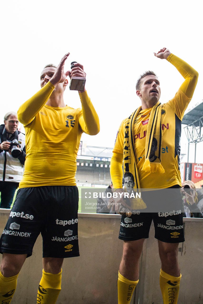 Elfsborgs Andreas Klarström och Anders Svensson tackar