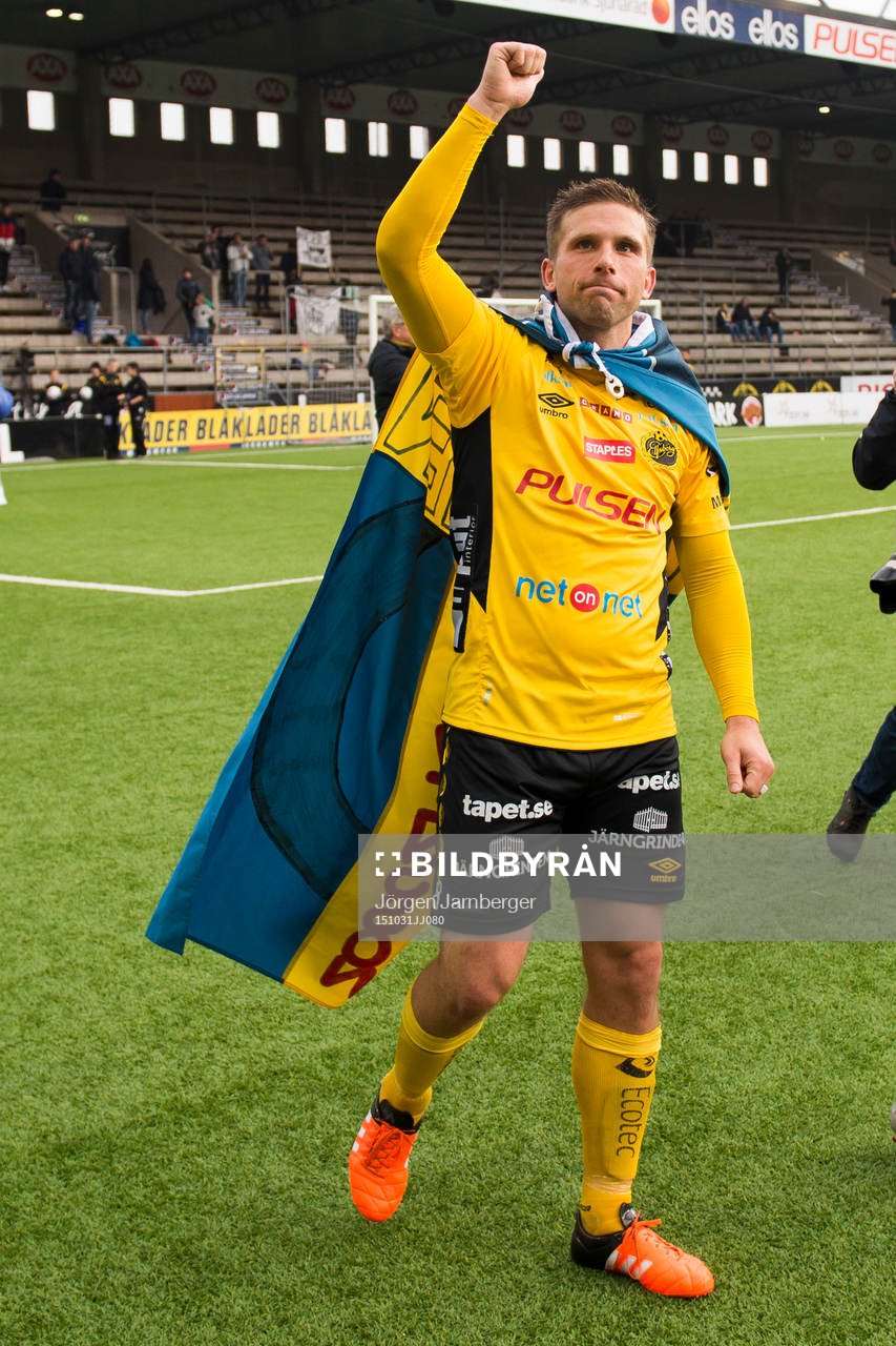 Elfsborgs Anders Svensson och Andreas Klarström tackar