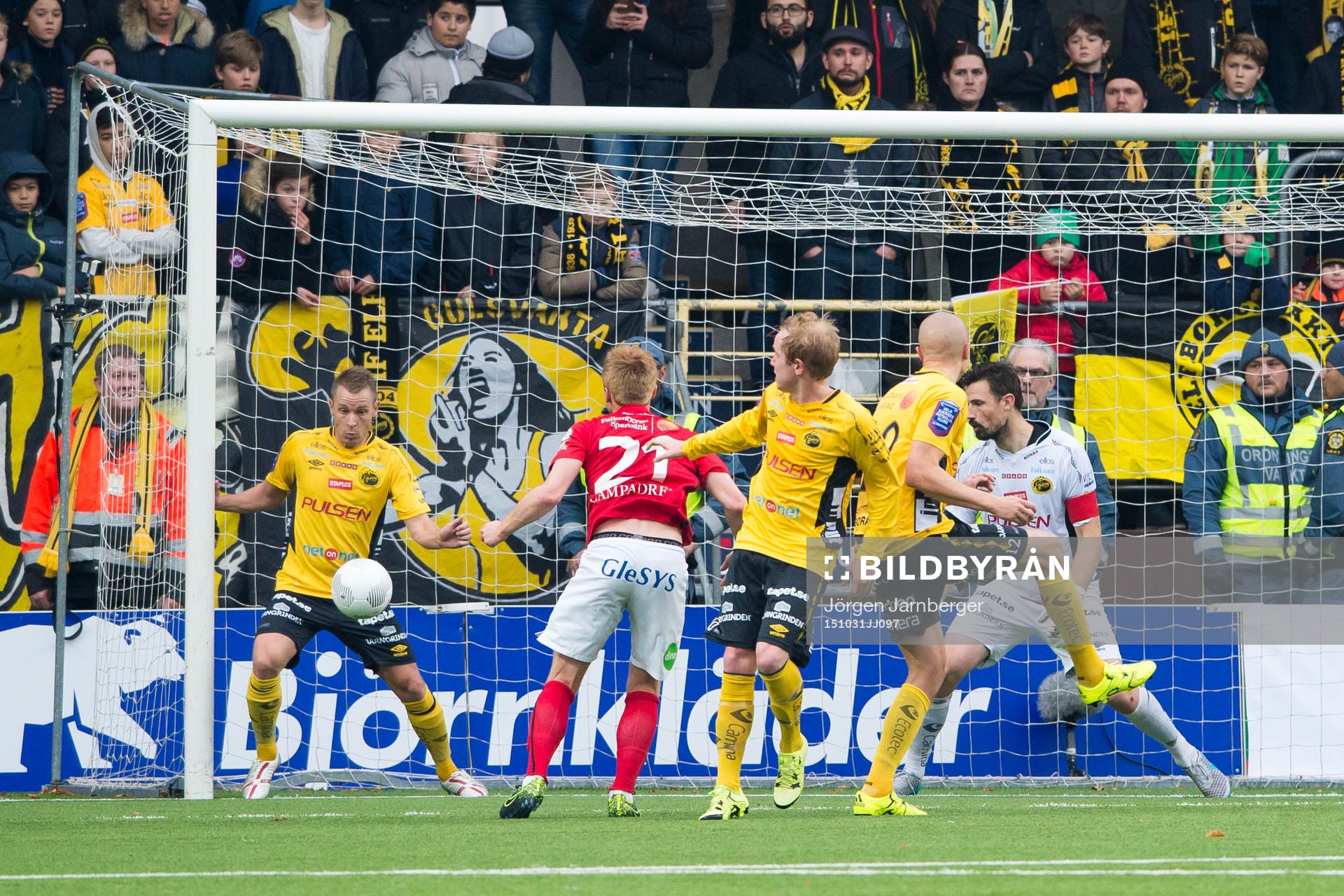 Elfsborgs Andreas Klarström räddar på mållinjen