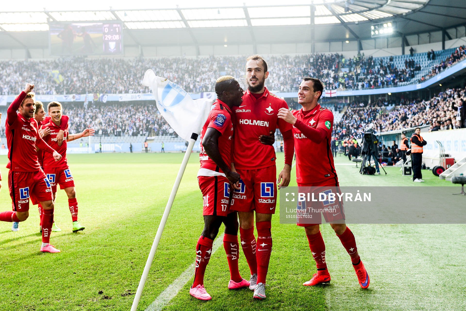 Norrköpings spelare jublar