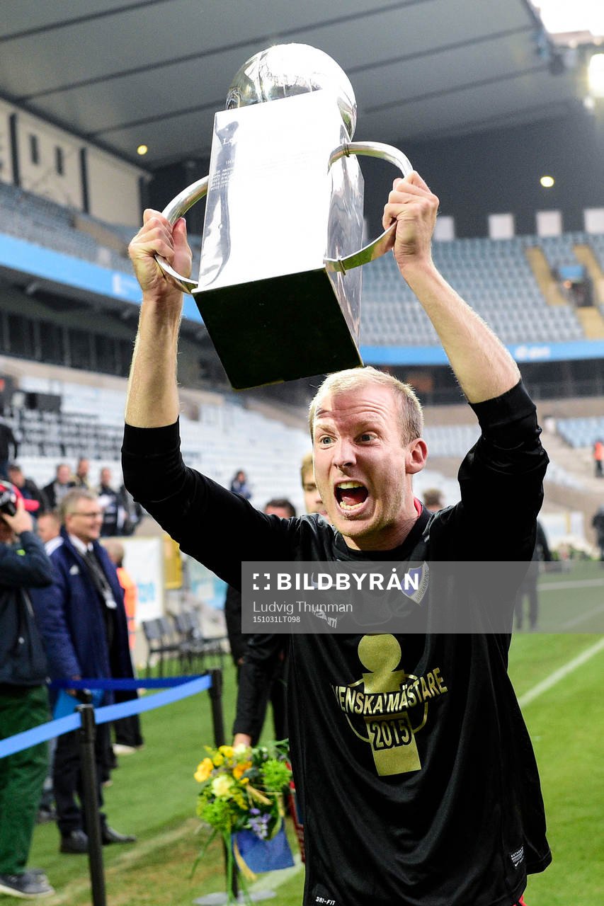 Norrköpings Andreas Johansson höjer Lennart Johanssons