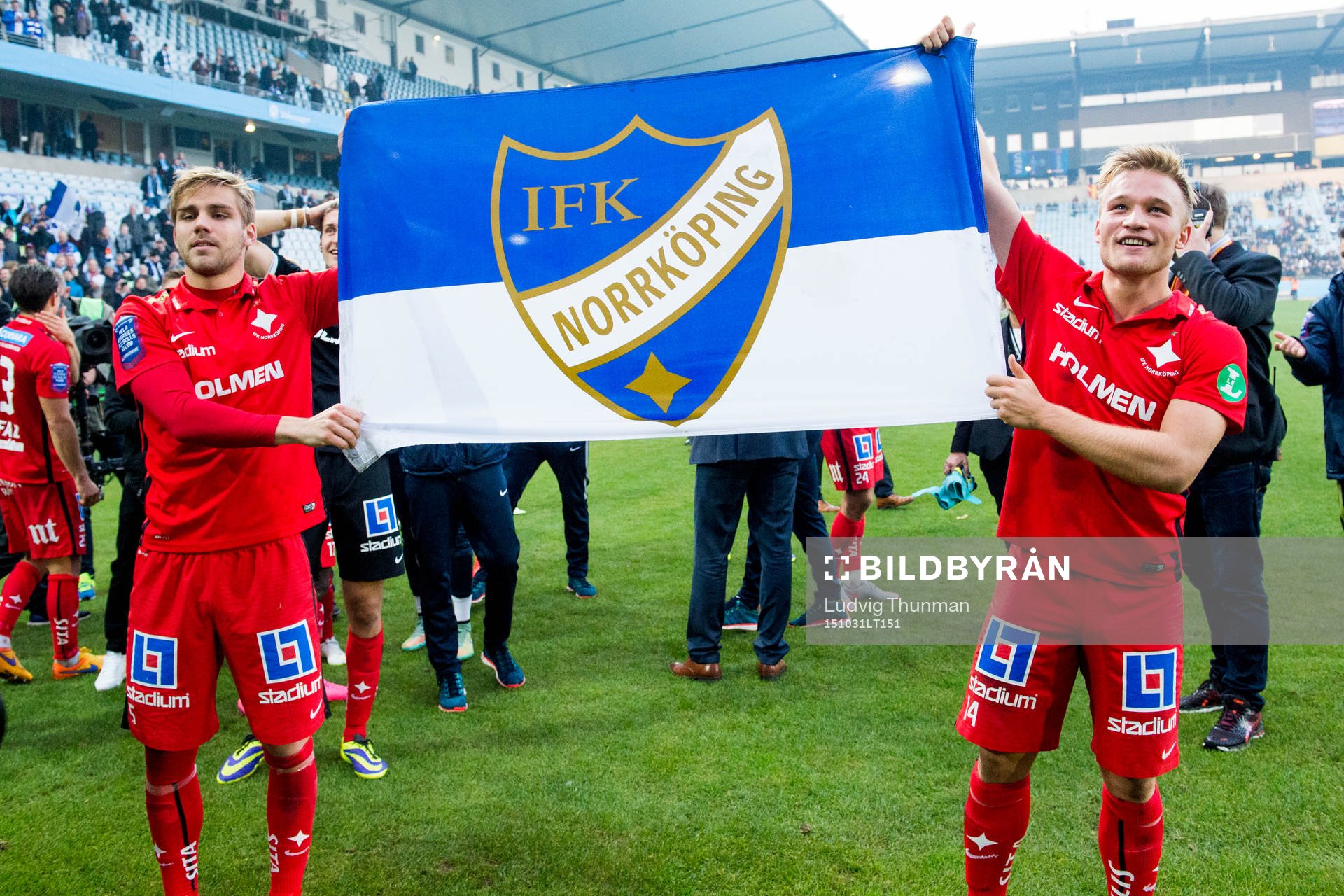 Norrköpings Christoffer Nyman och Niklas Bärkroth firar