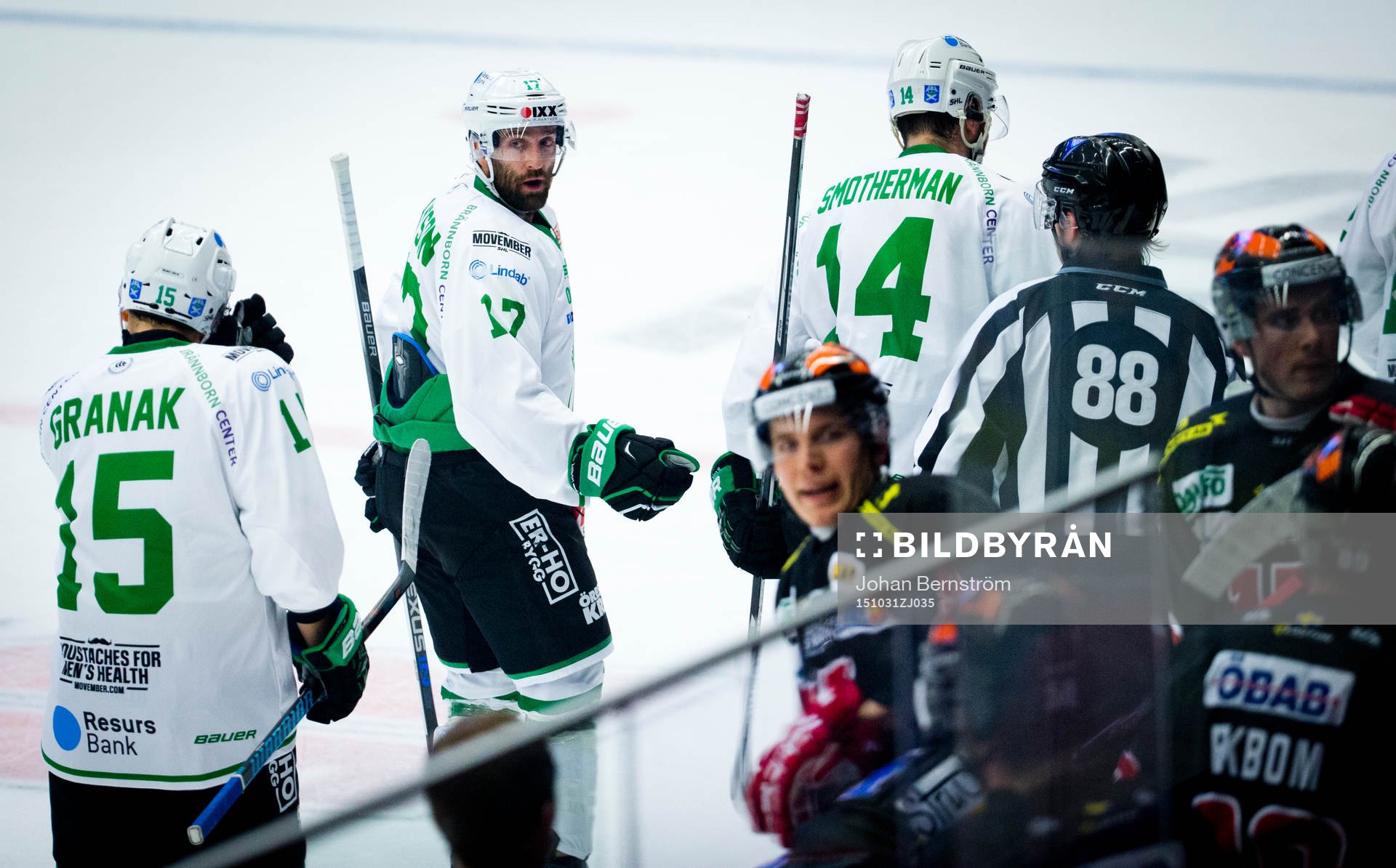 Rögles Dominik Granak gör 1-1 och jublar