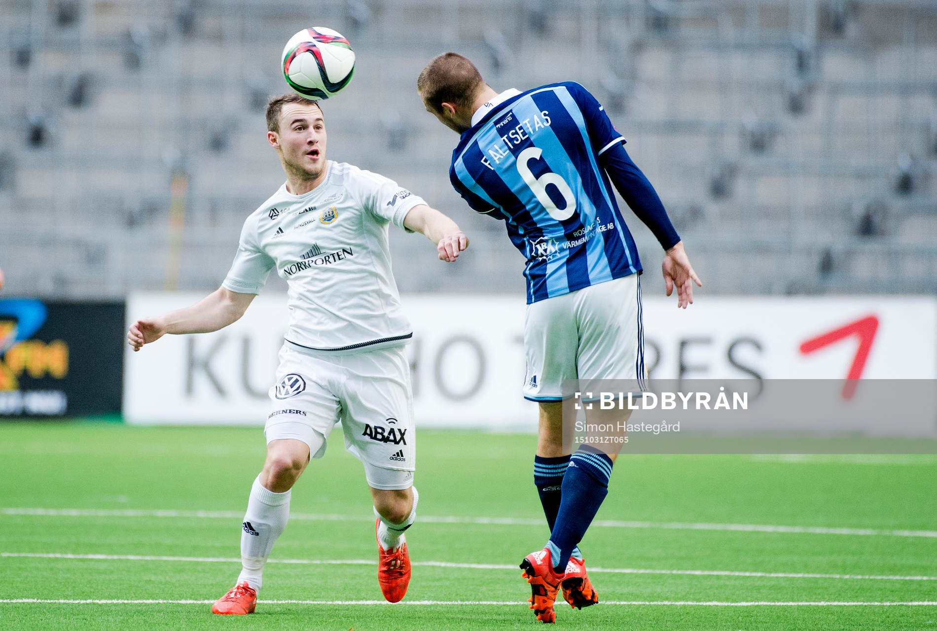Sundsvalls Rúnar Már Sigurjónsson och Djurgårdens
