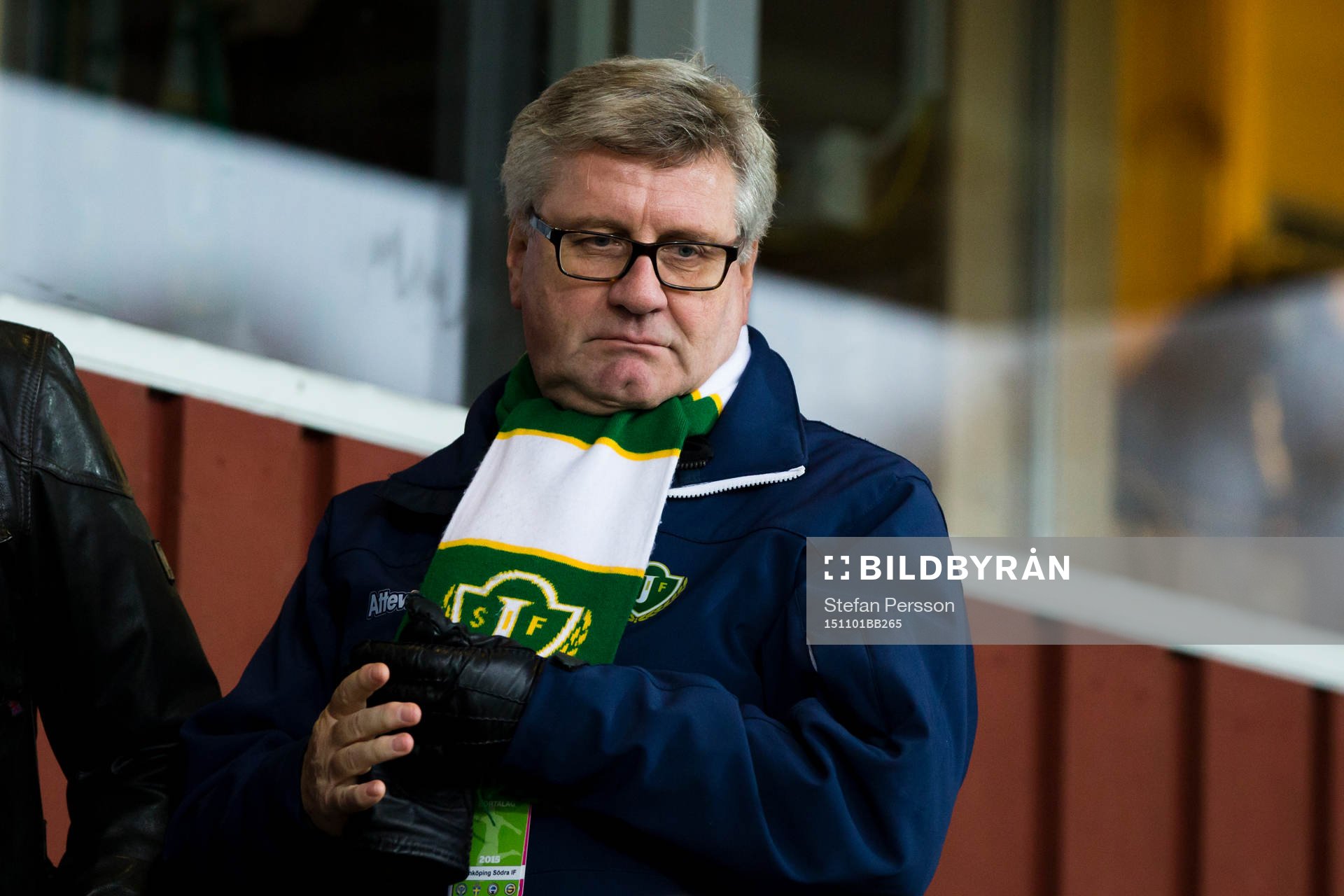 Jönköpings ordförande Sune Lantz under fotbollsmatchen i Superettan mellan Jönköping och Utsikten den 1 november 2015 i Jönköping. 