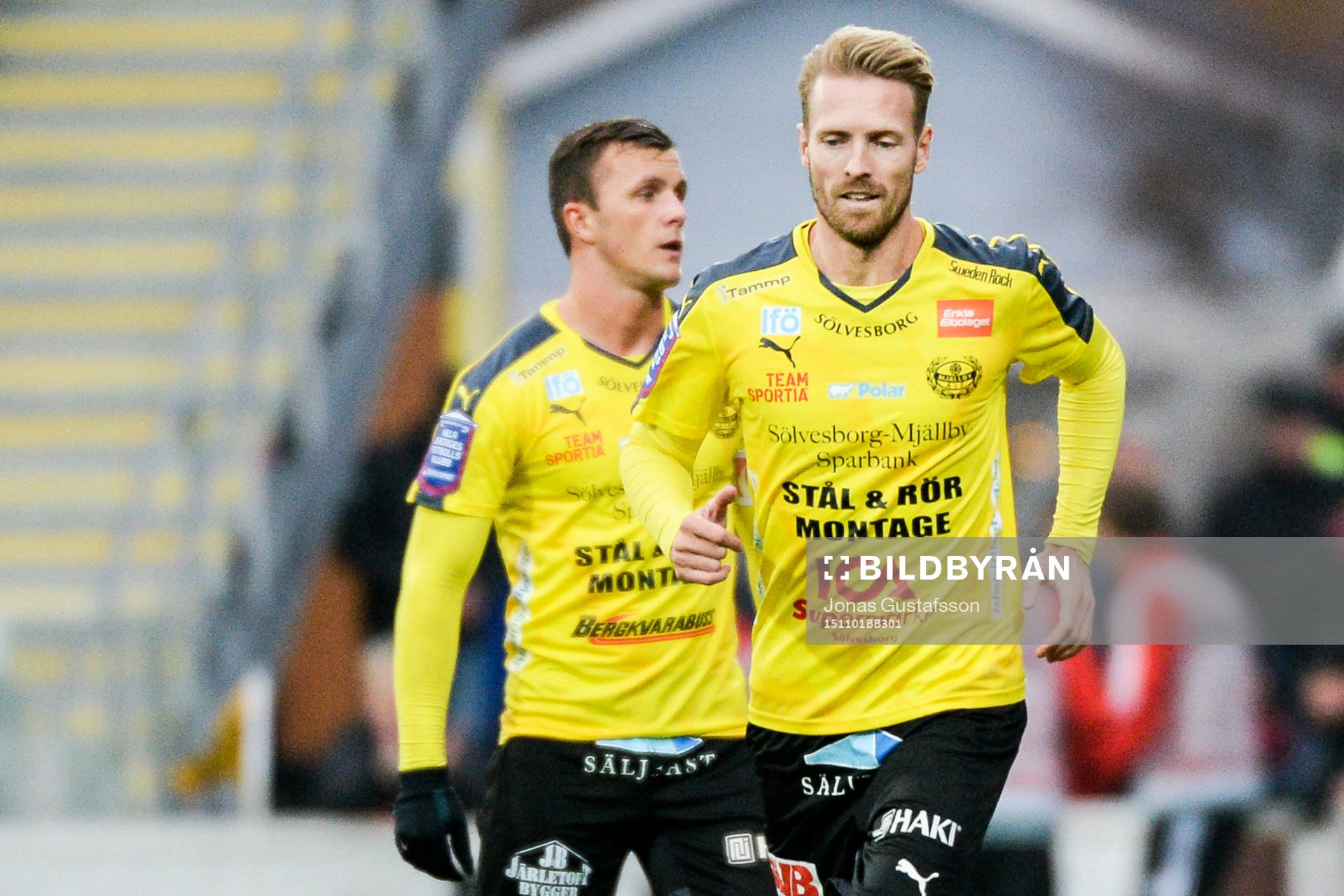 Mjällbys Christian Wilhelmsson blir inbytt