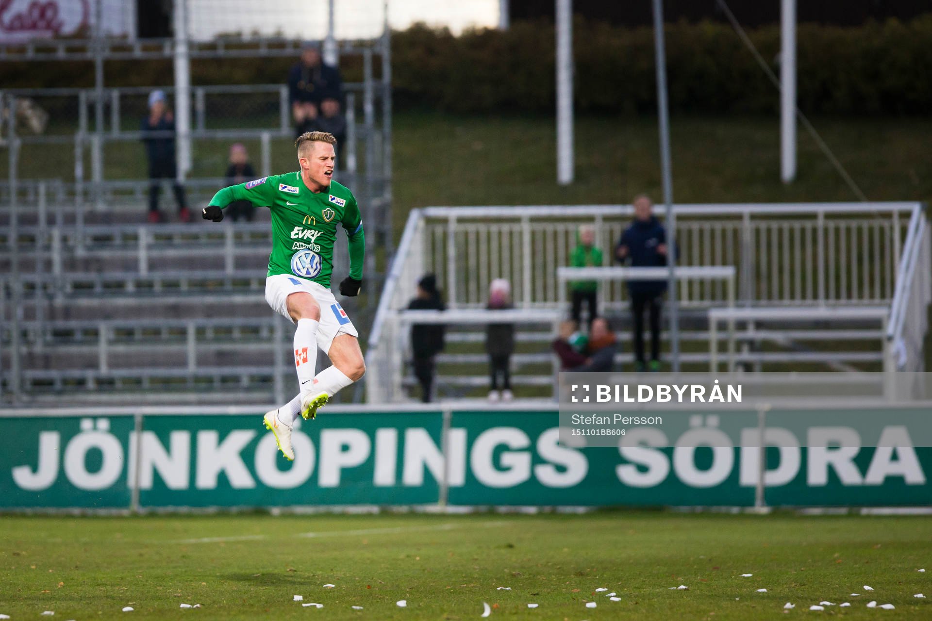 Jönköpings Tommy Thelin jublar