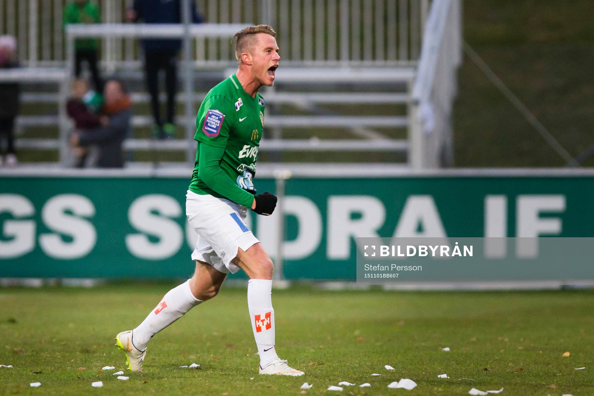 Jönköpings Tommy Thelin jublar