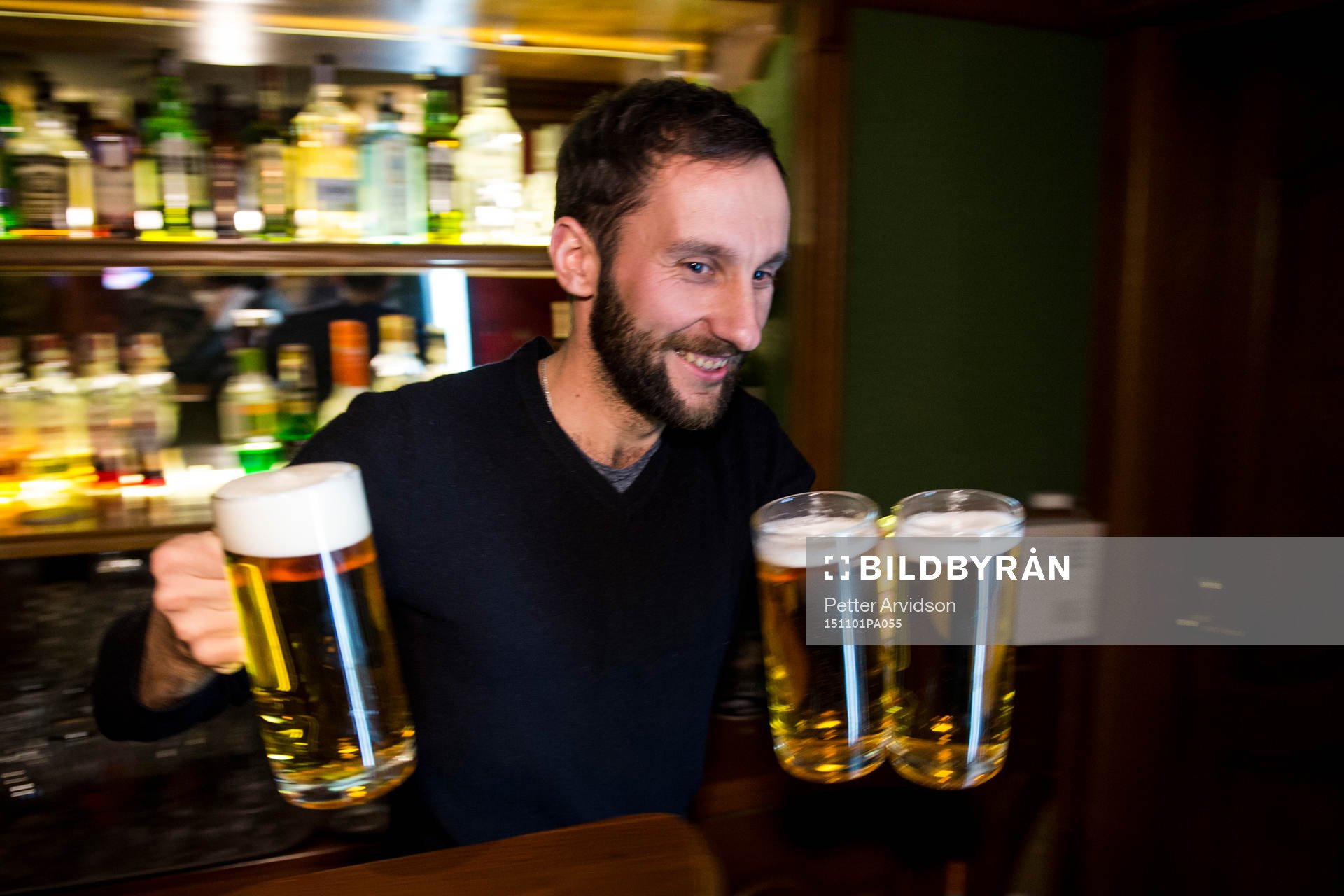 Orést Pater jobbar som bartender i Shakhtar Donetsk