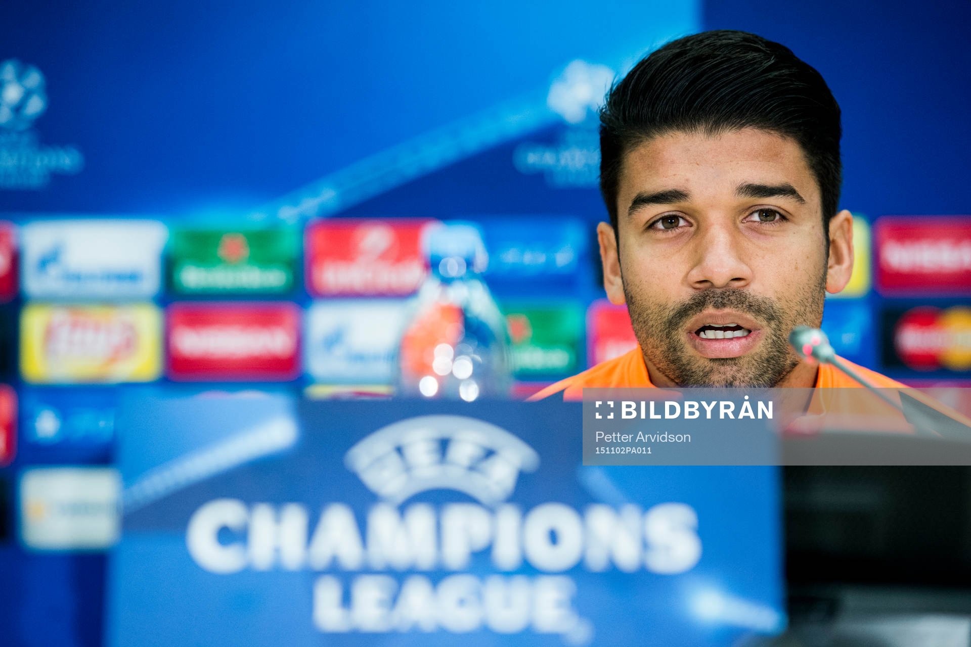 Shakhtar Donetsks Eduardo under en presskonferens inför fotbollsmatchen i Champions League den 2 november 2015 i Lviv.