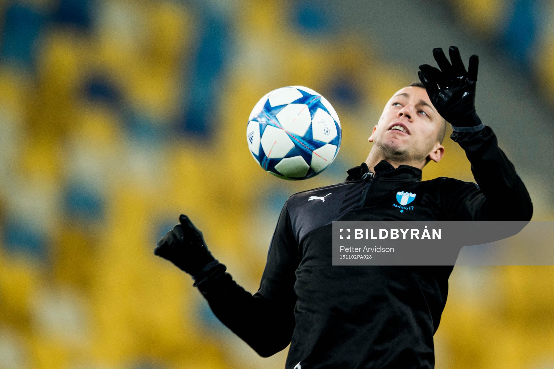 Malmö FFs Nikola Djurjic under en träning inför fotbollsmatchen i Champions League den 2 november 2015 i Lviv.