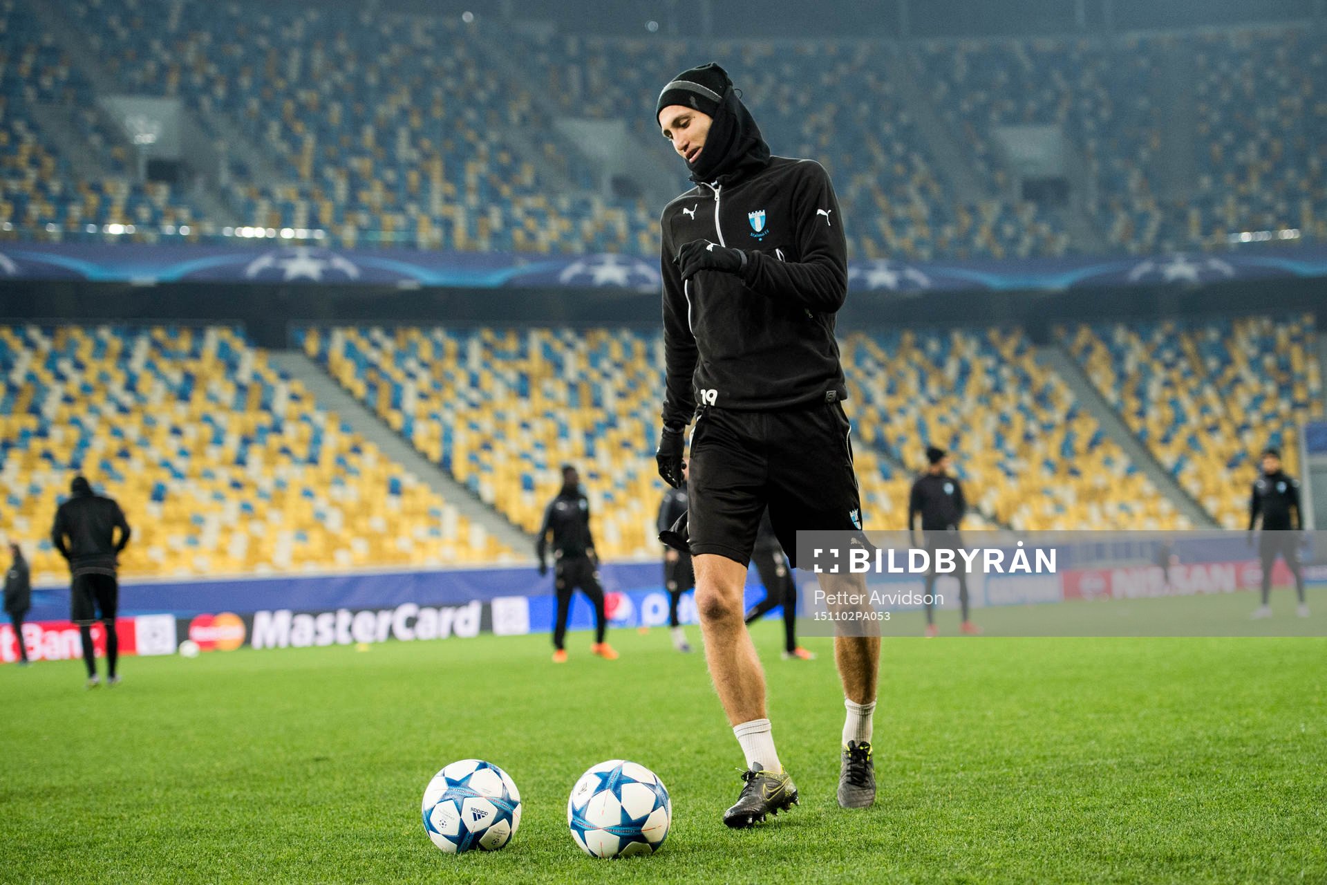Malmö FFs Magnus Wolff Eikrem under en träning inför fotbollsmatchen i Champions League den 2 november 2015 i Lviv.