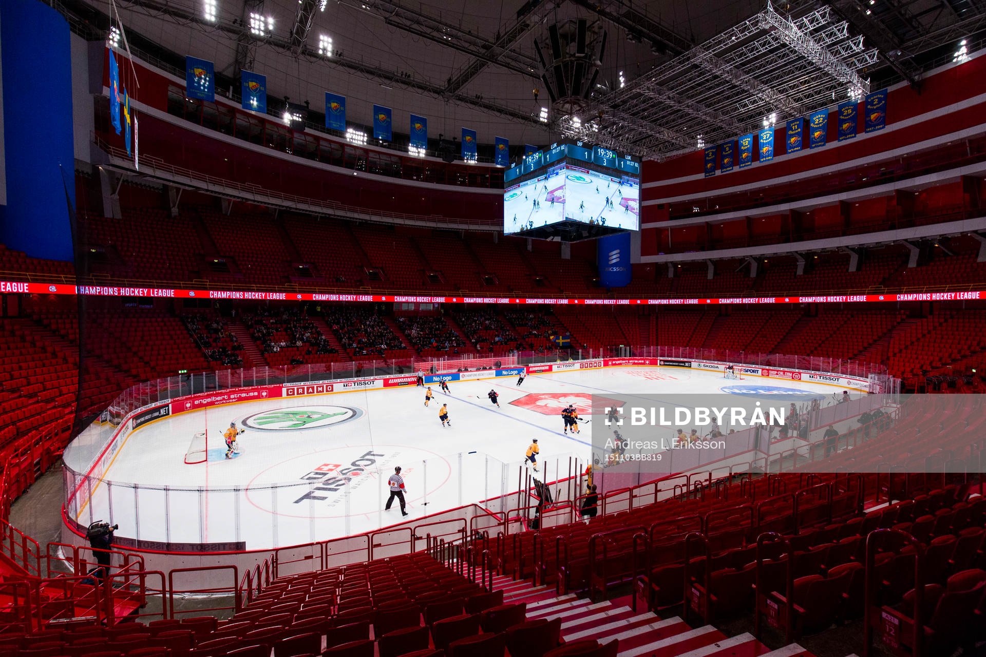 Endast 978 åskådare på läktarna i Globen
