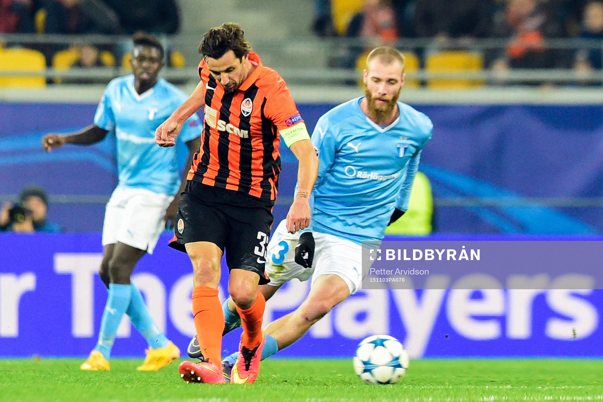 Shakhtar Donetsks Anton Kanibolotskyi och Malmö FFs Jo