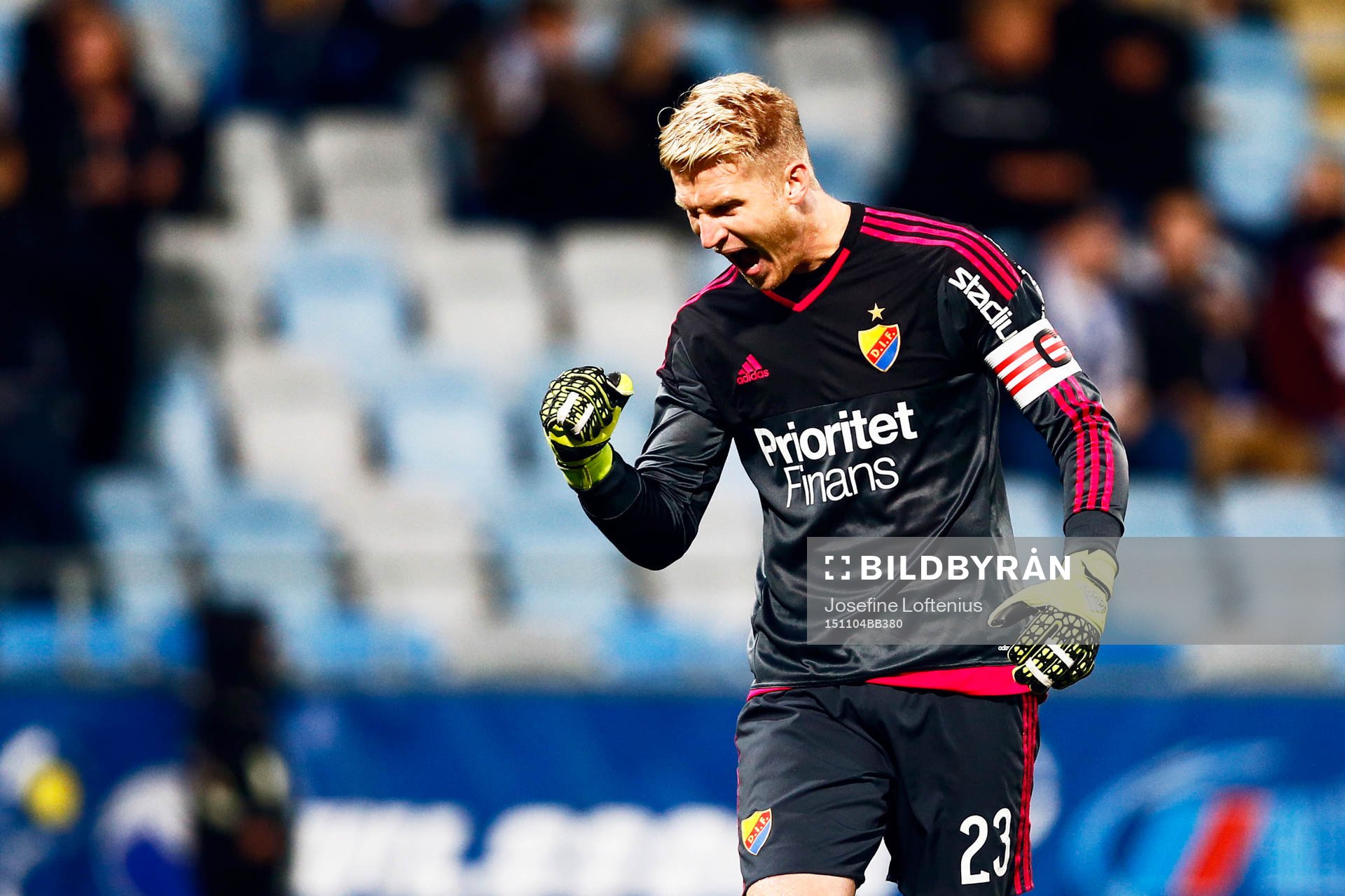 Djurgårdens målvakt Hampus Nilsson jublar