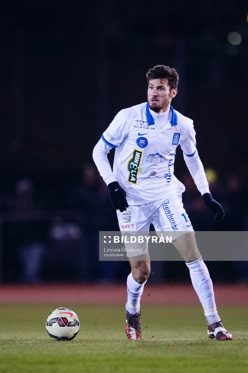 Akropolis Ioannis Sotiroglou under fotbollsmatchen och kval till Superettan mellan Akropolis IF och Ik Frej den 5 november 2015 i Stockholm.