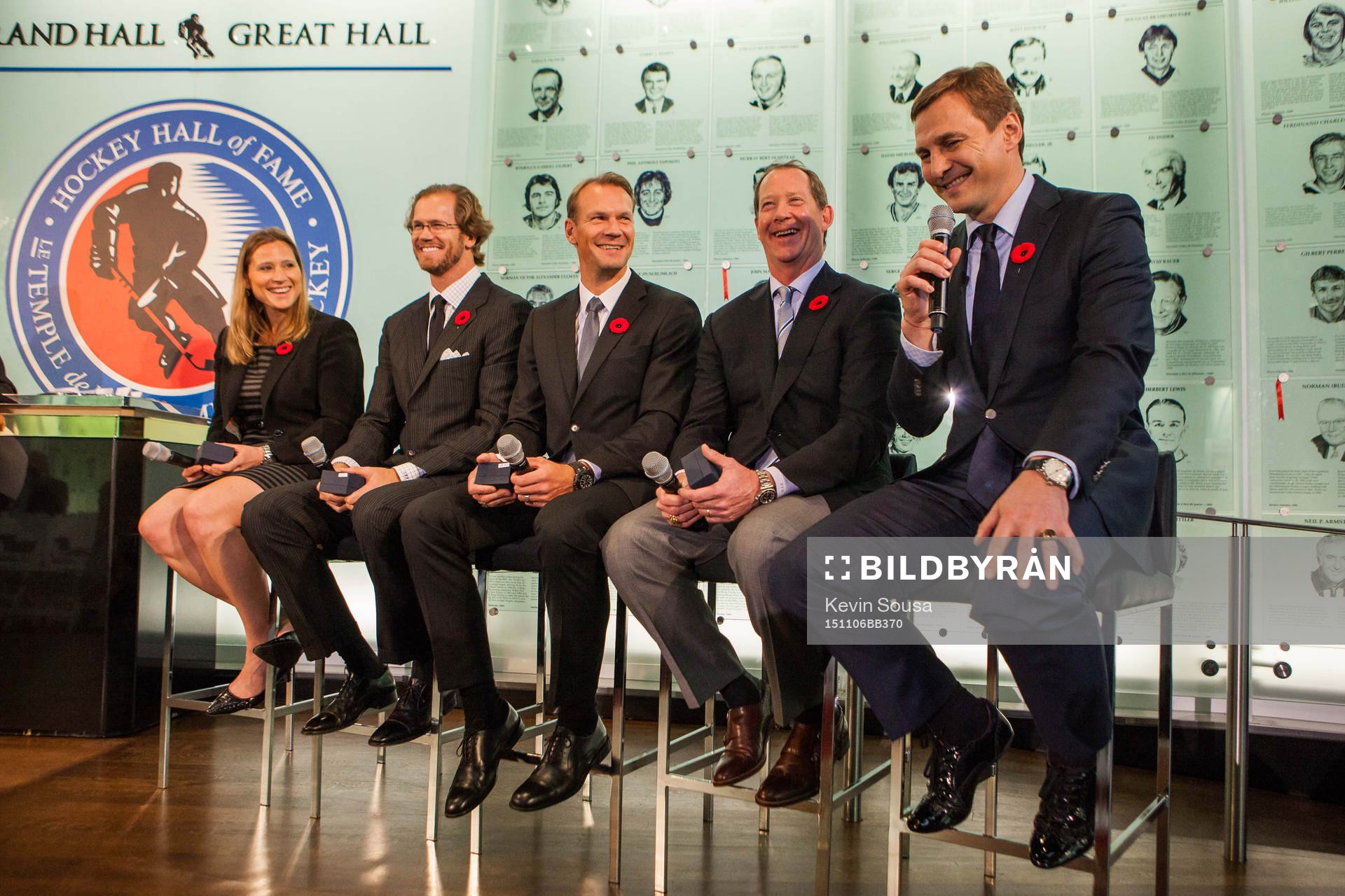 Nicklas Lidstrom and his fellow inductees are seen