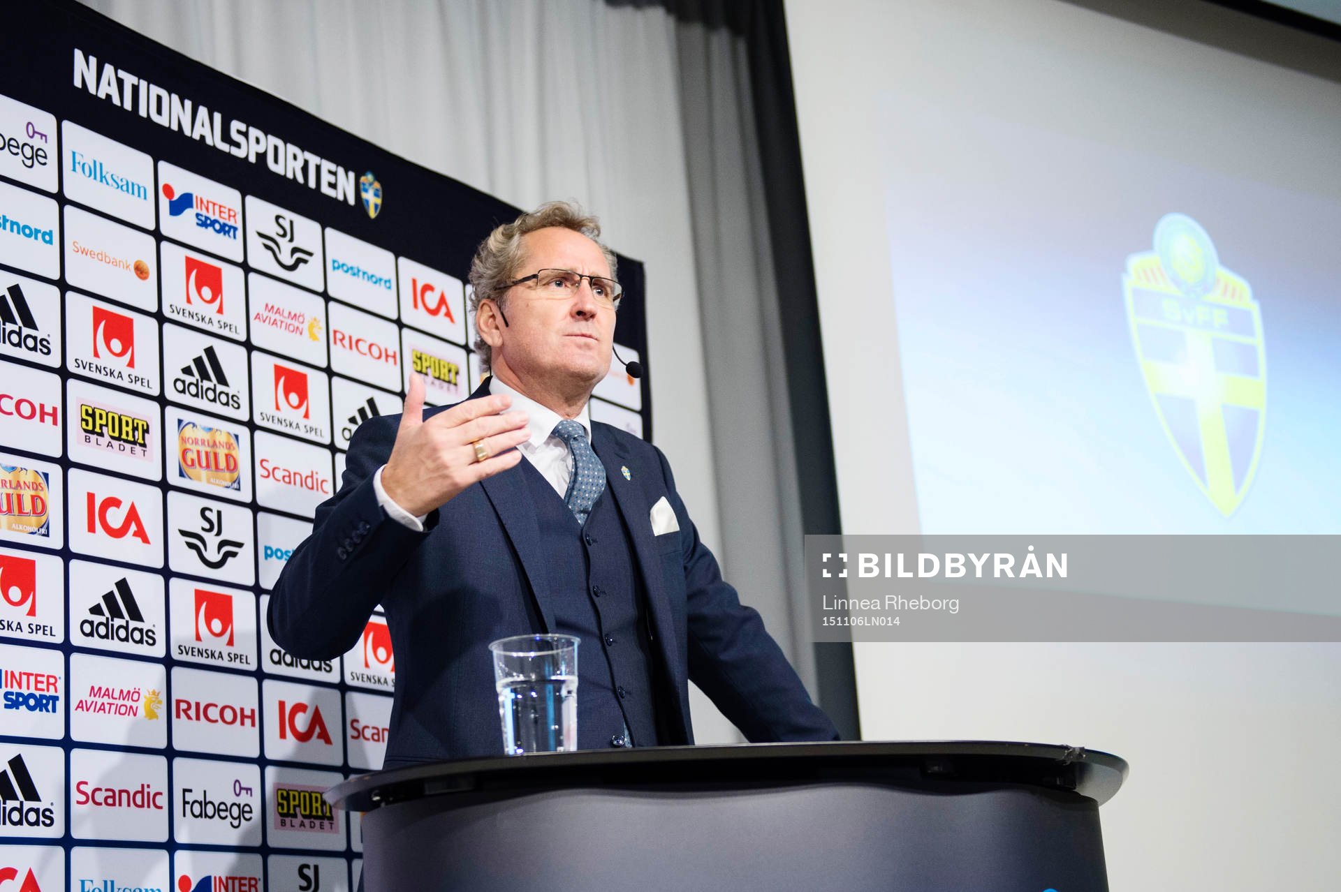 Erik Hamrén presenterar