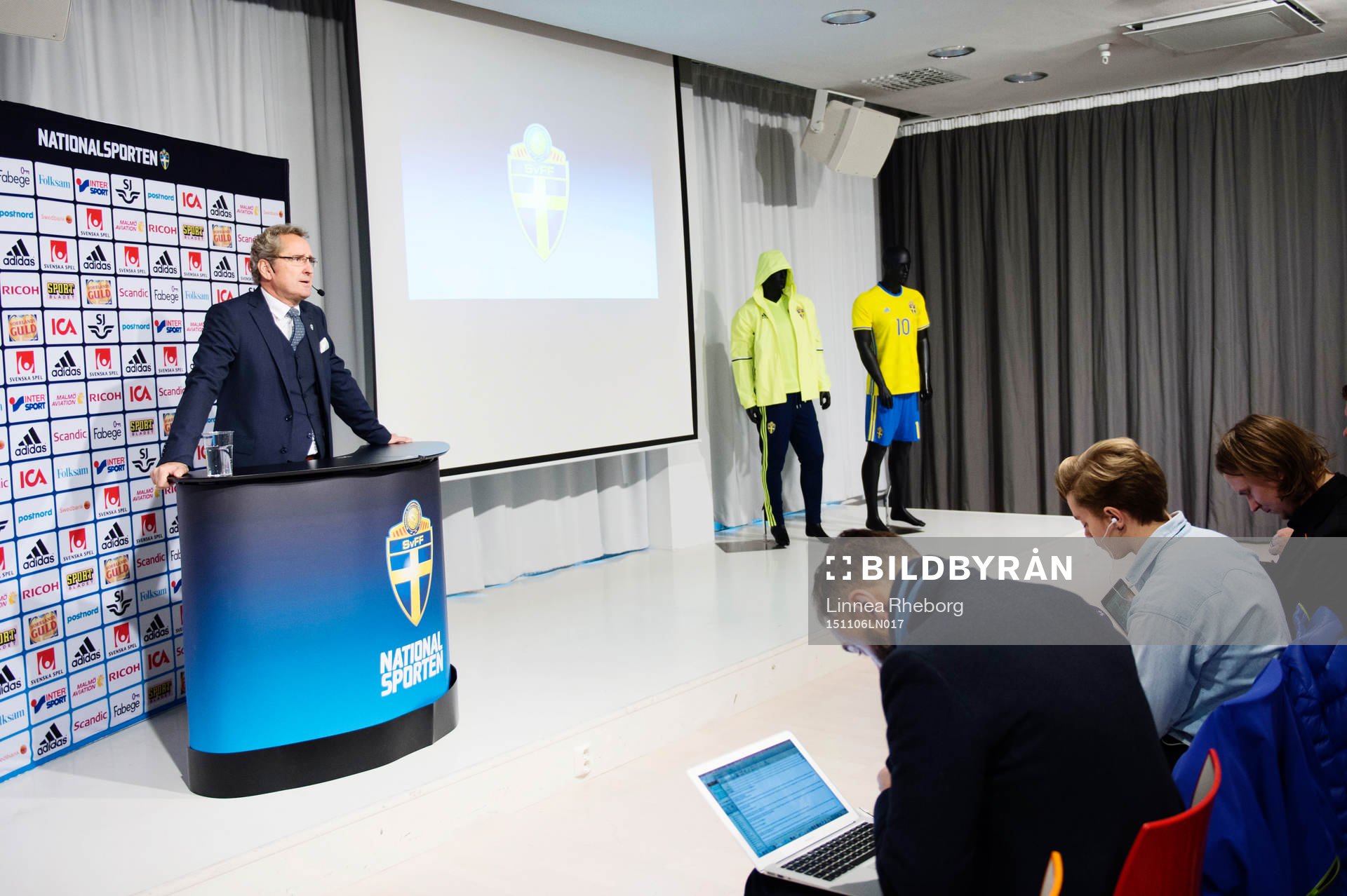 Erik Hamrén presenterar