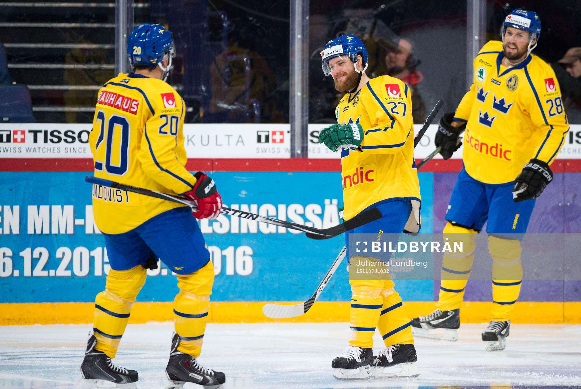 Sveriges Linus Omark jublar