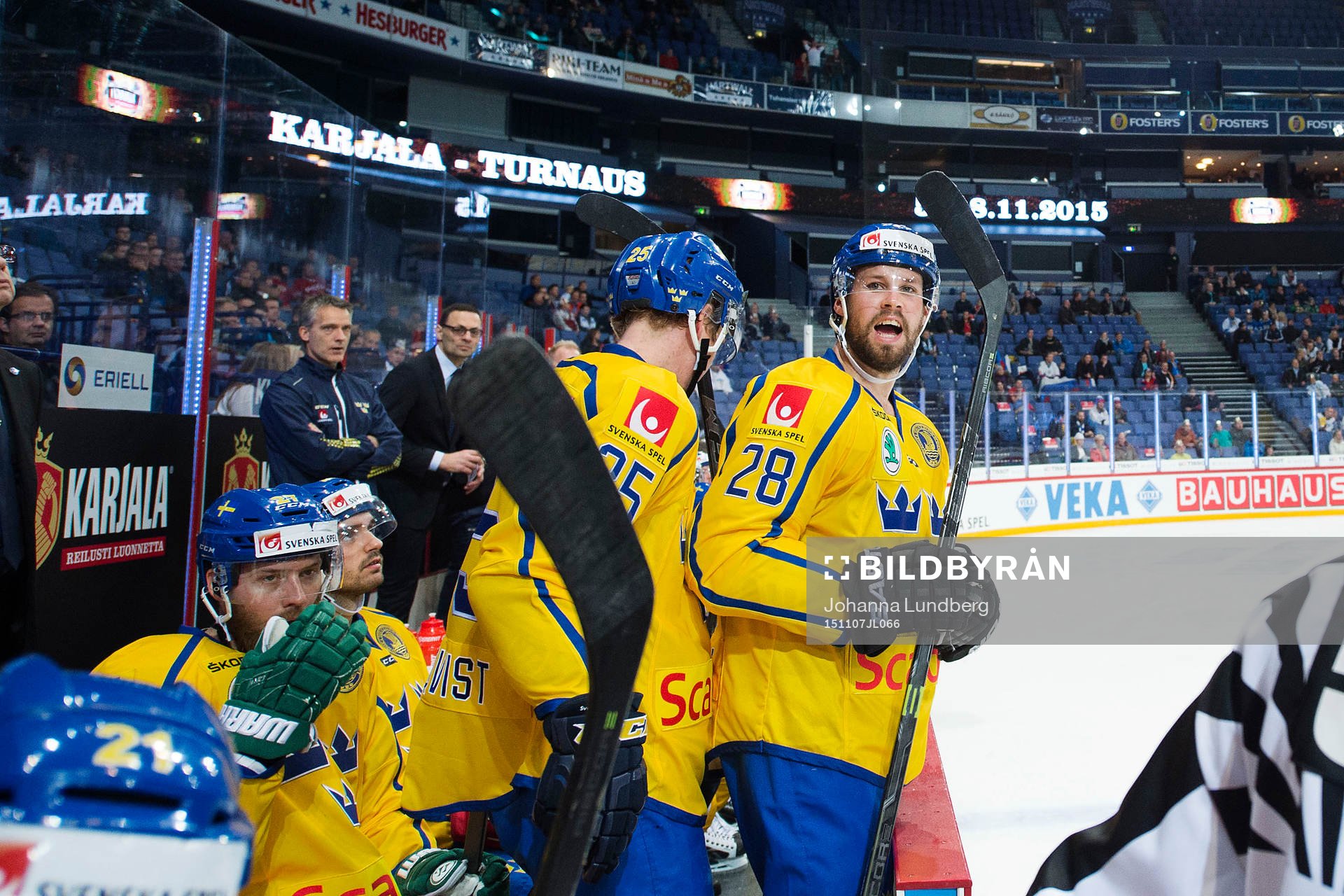 Sveriges Dick Axelsson ropar över till