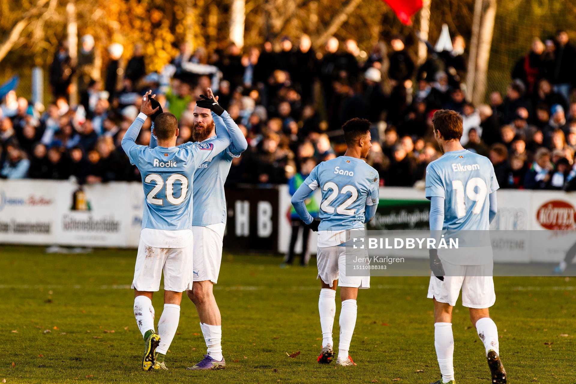 Malmö FFs Vladimir Rodic och Jo Inge Berget jublar