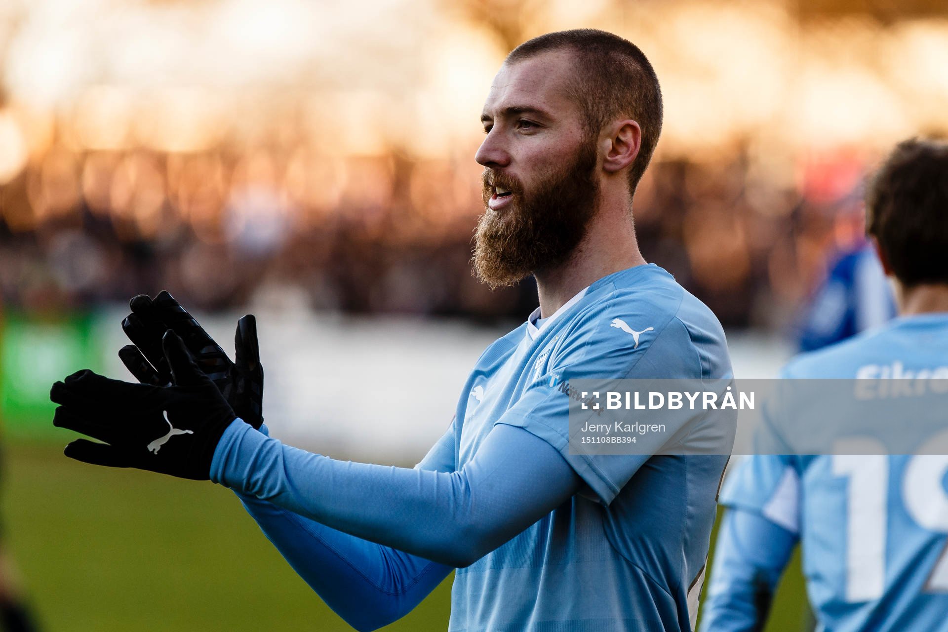 Malmö FFs Jo Inge Berget jublar efter att ha gjort mål under en fotbollsmatch mellan Götene IF och Malmö FF i Svenska cupen den 8 November 2015 i Götene.