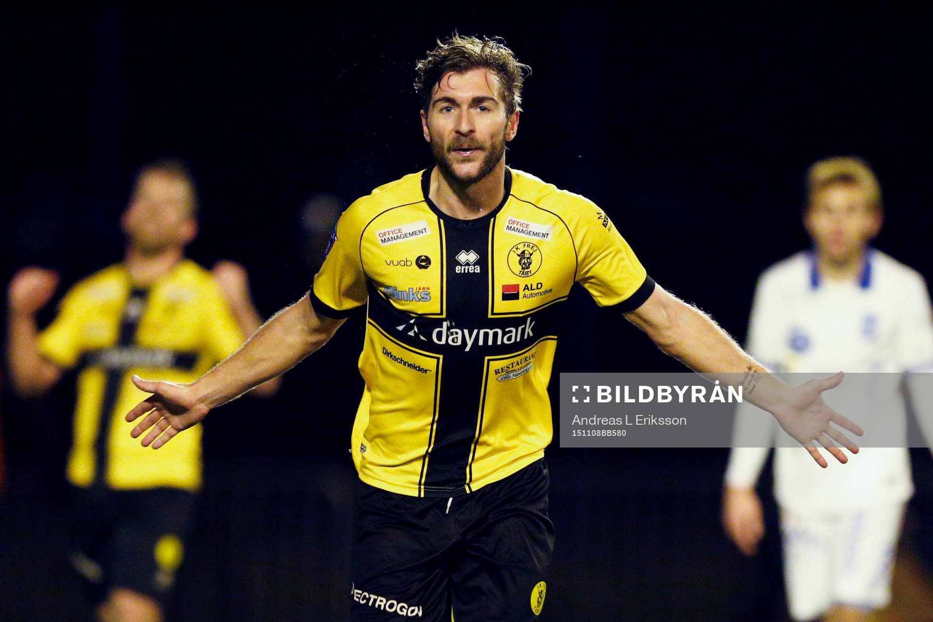 Frejs Christophe Lallet jublar