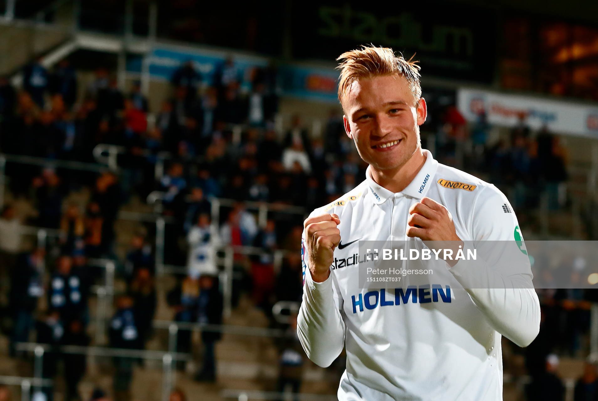 Norrköpings Nicklas Bärkroth under fotbollsmatchen i Svenska Supercupen mellan Norrköping och IFK Göteborg den 8 november 2015 i Norrköping.