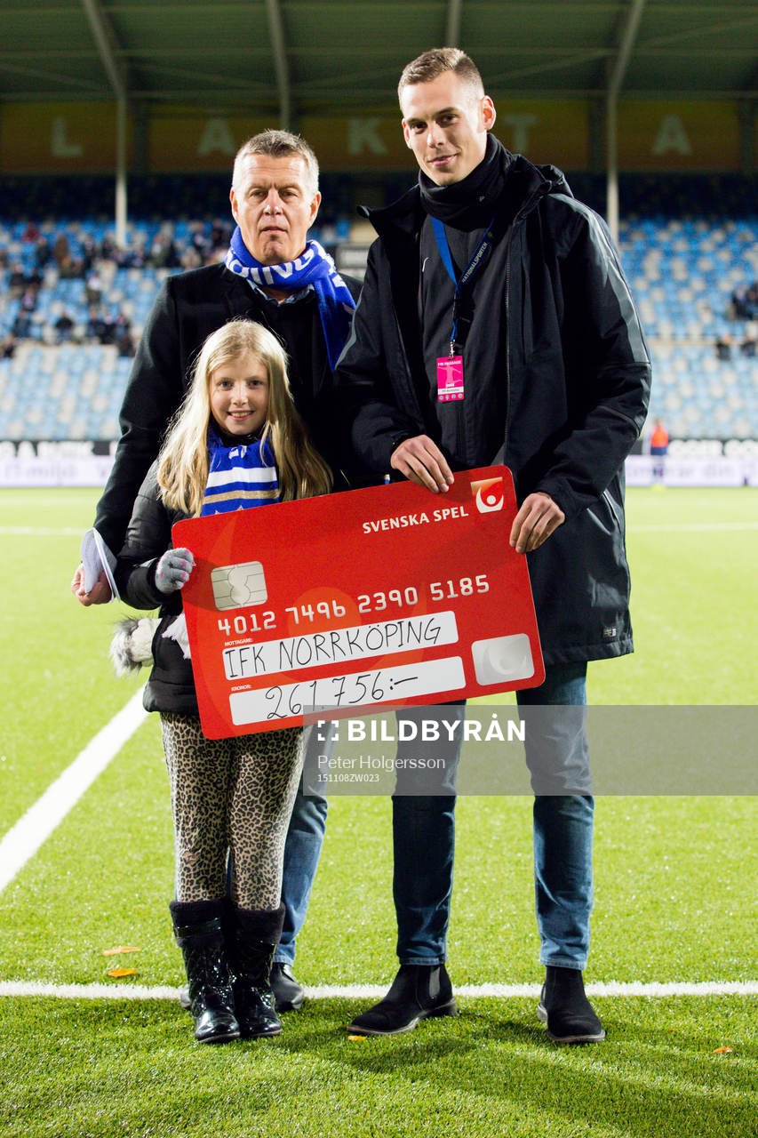 Norrköpings ungdomssektion fick en check från Svenska Spel